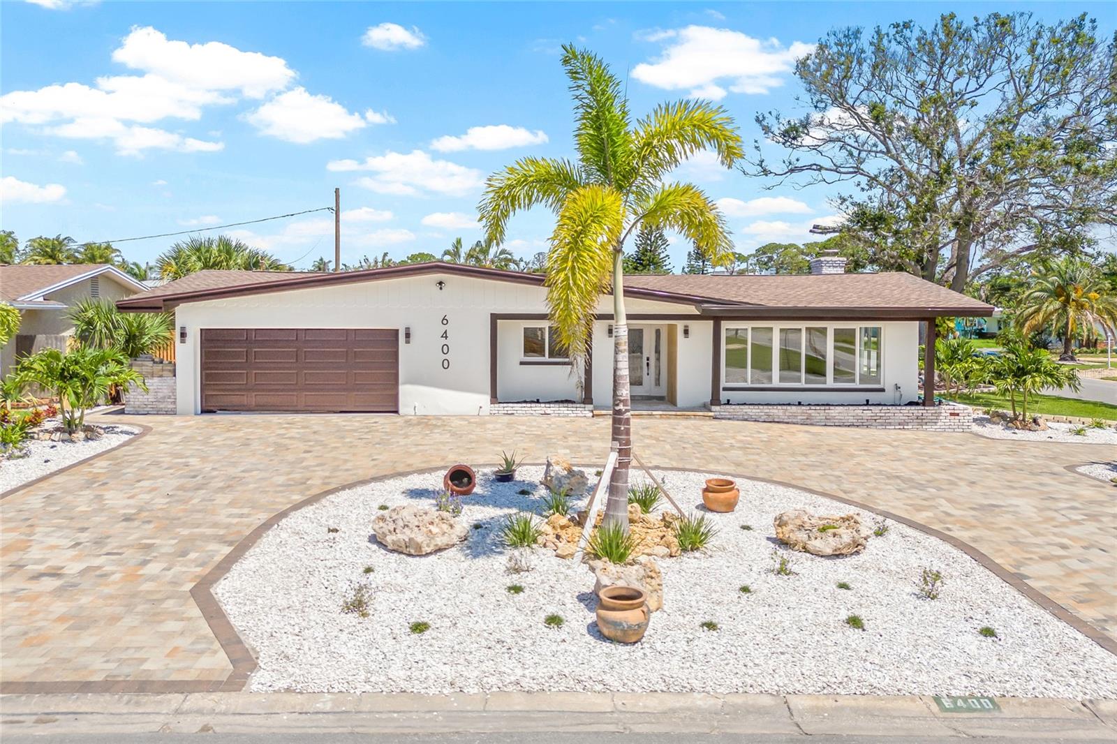 Image 45 of 52 For 6400 Mockingbird Way S