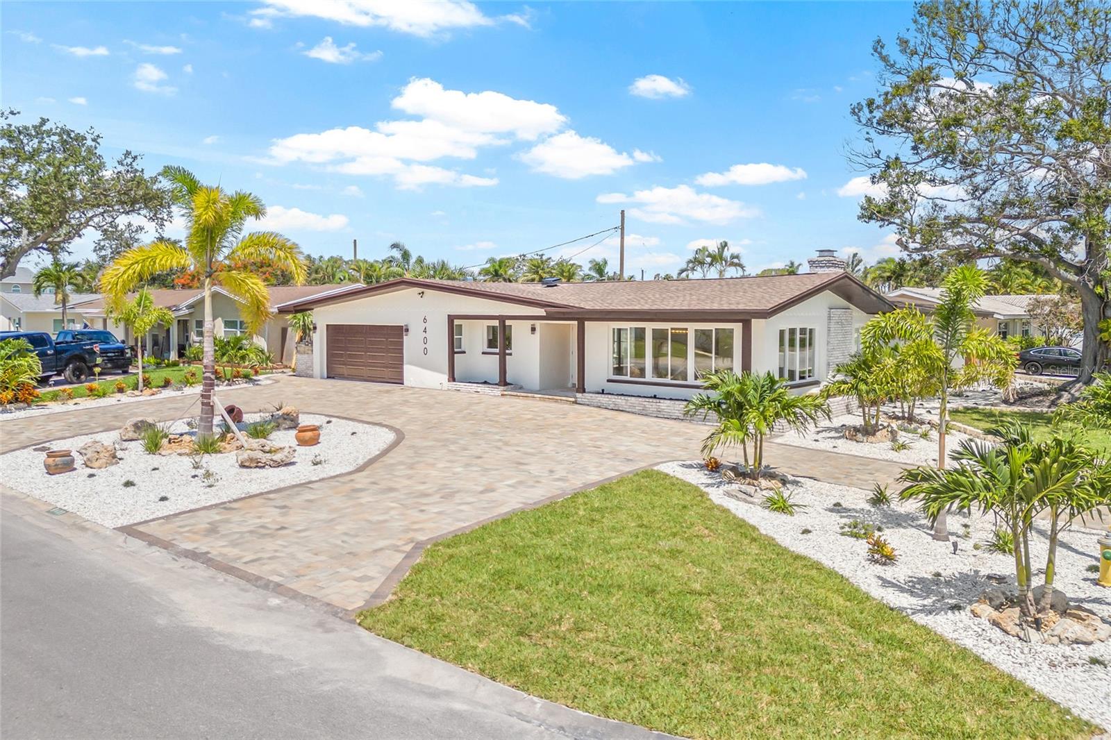 Image 46 of 52 For 6400 Mockingbird Way S