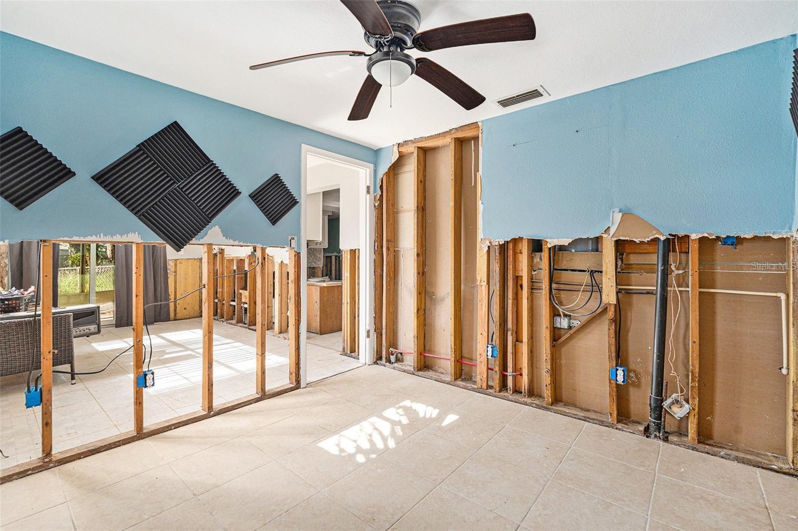 Image 12 of 16 For 4928 Petunia Court