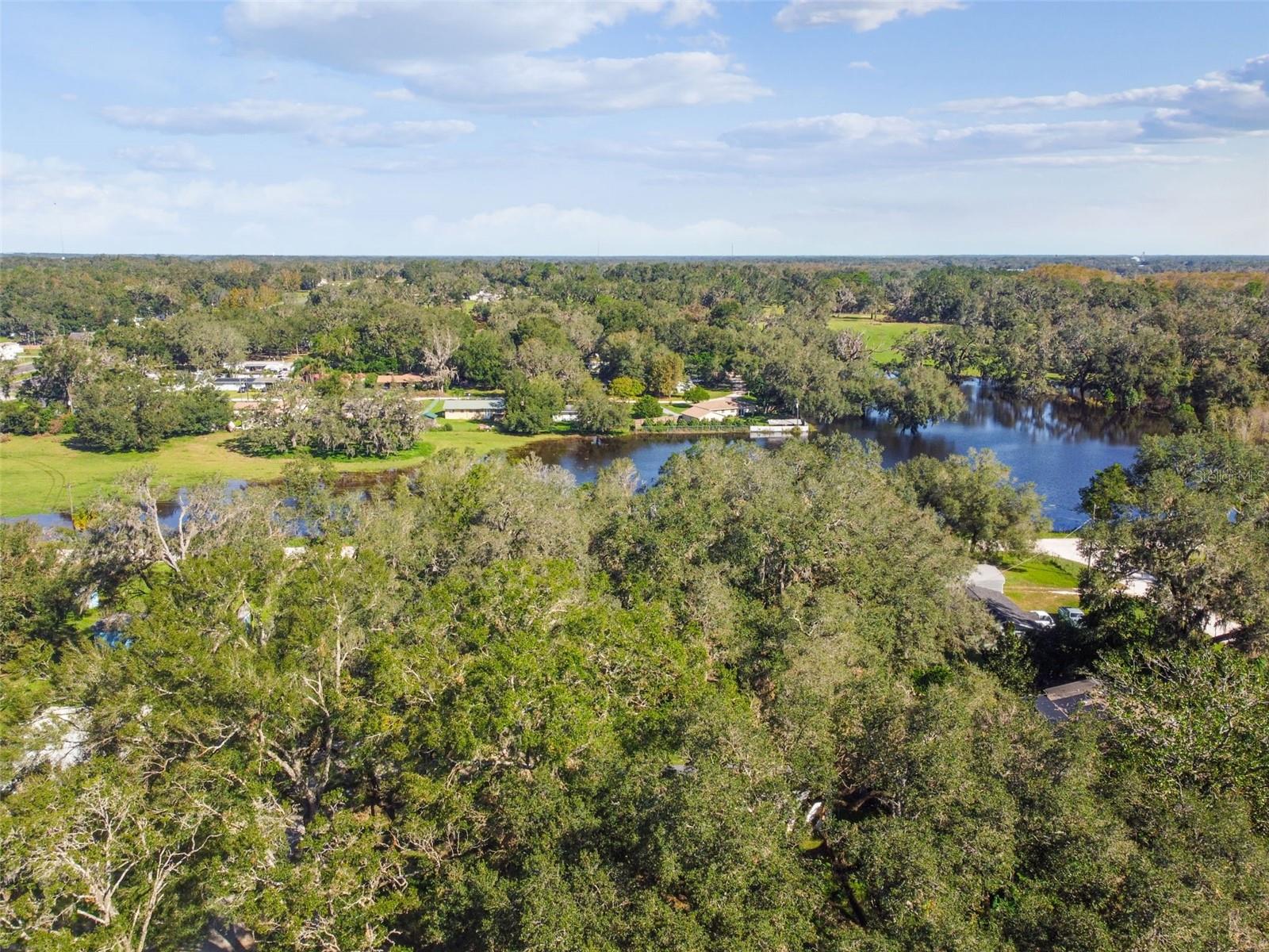 Listing photo id 62 for 18424 Lawrence Road