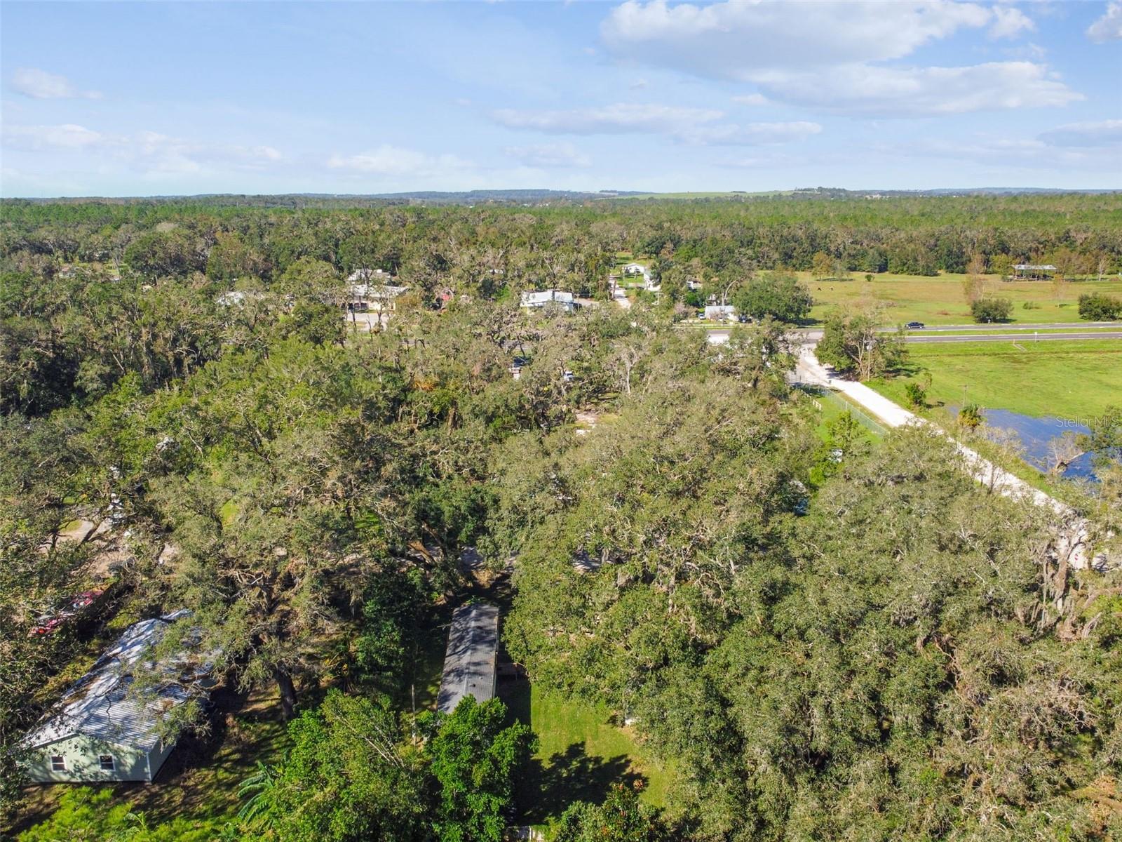 Listing photo id 63 for 18424 Lawrence Road