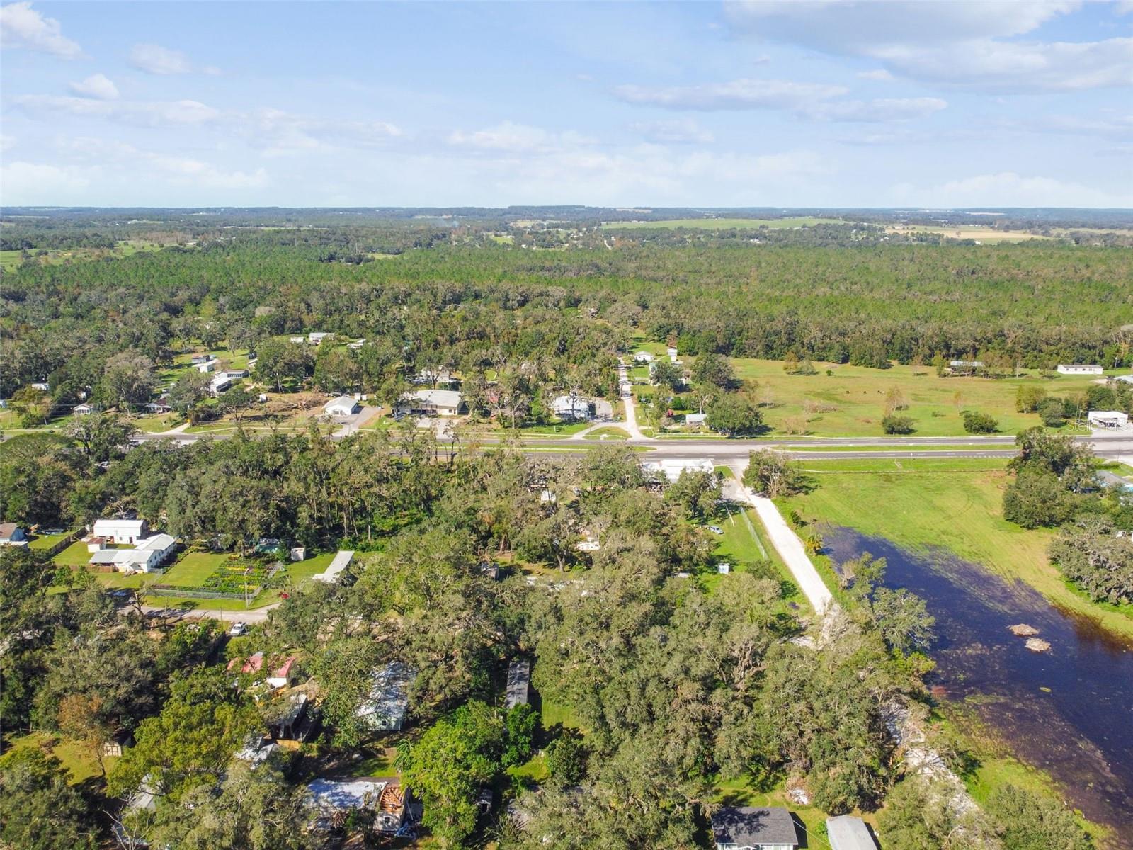 Listing photo id 68 for 18424 Lawrence Road