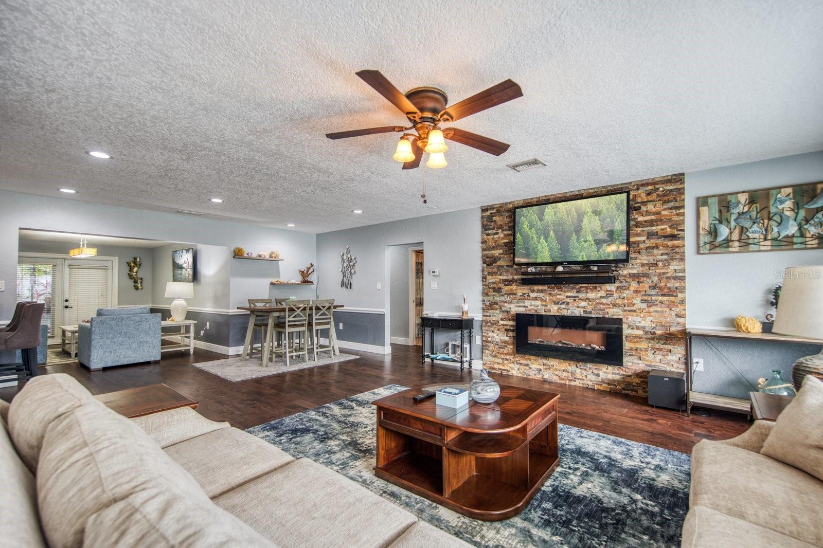 Image 6 of 26 For 3173 Fountainhead Drive