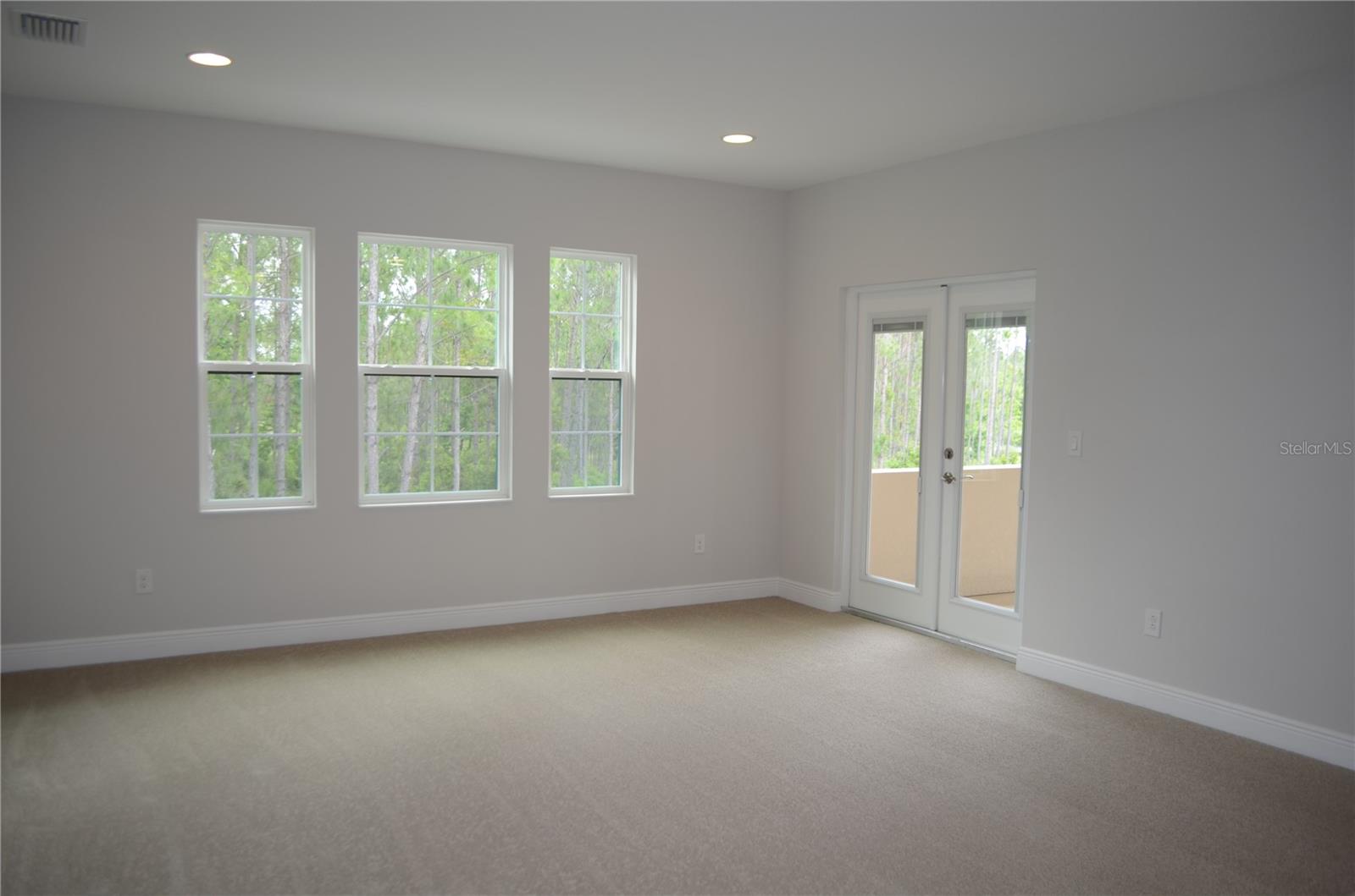 Listing photo id 16 for 35311 Big Hawk Drive