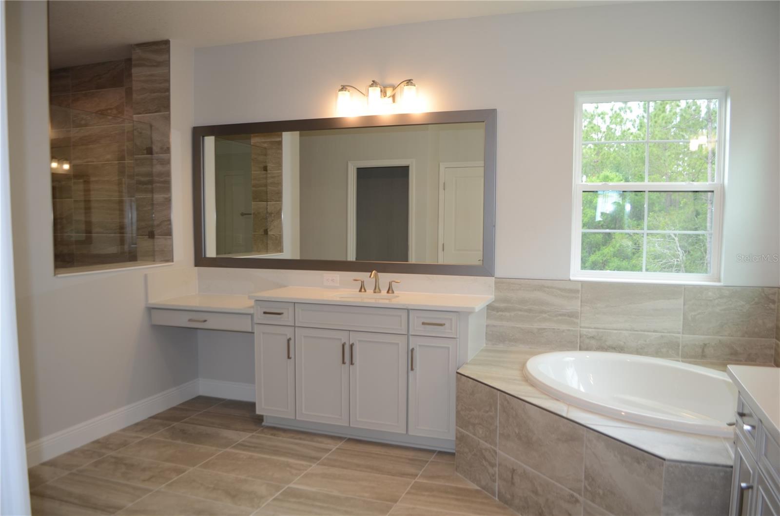 Listing photo id 20 for 35311 Big Hawk Drive