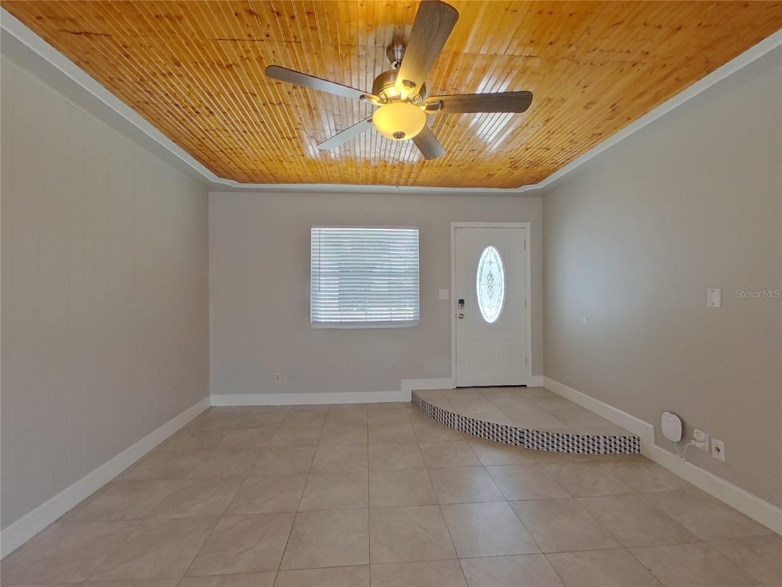 Image 3 of 15 For 4980 94th Avenue N
