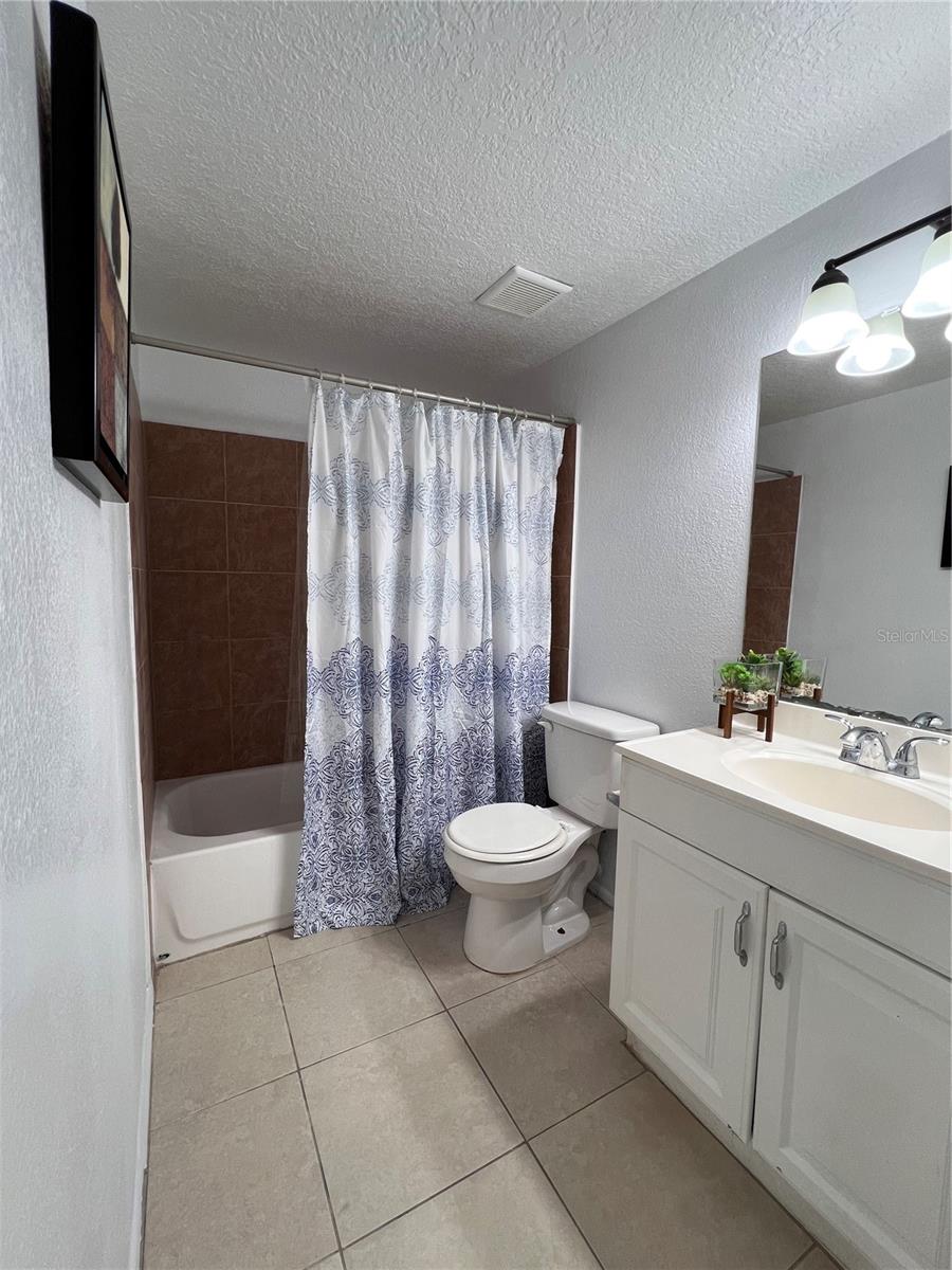 Image 13 of 30 For 2850 Somerset Park Drive 203