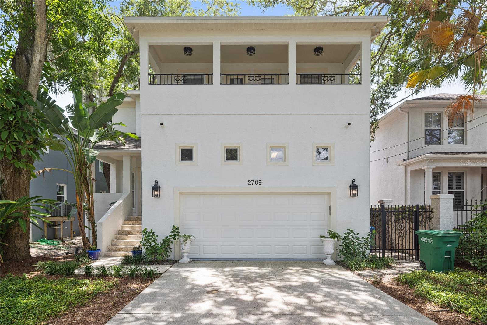 Image 3 of 43 For 2709 Bay Avenue