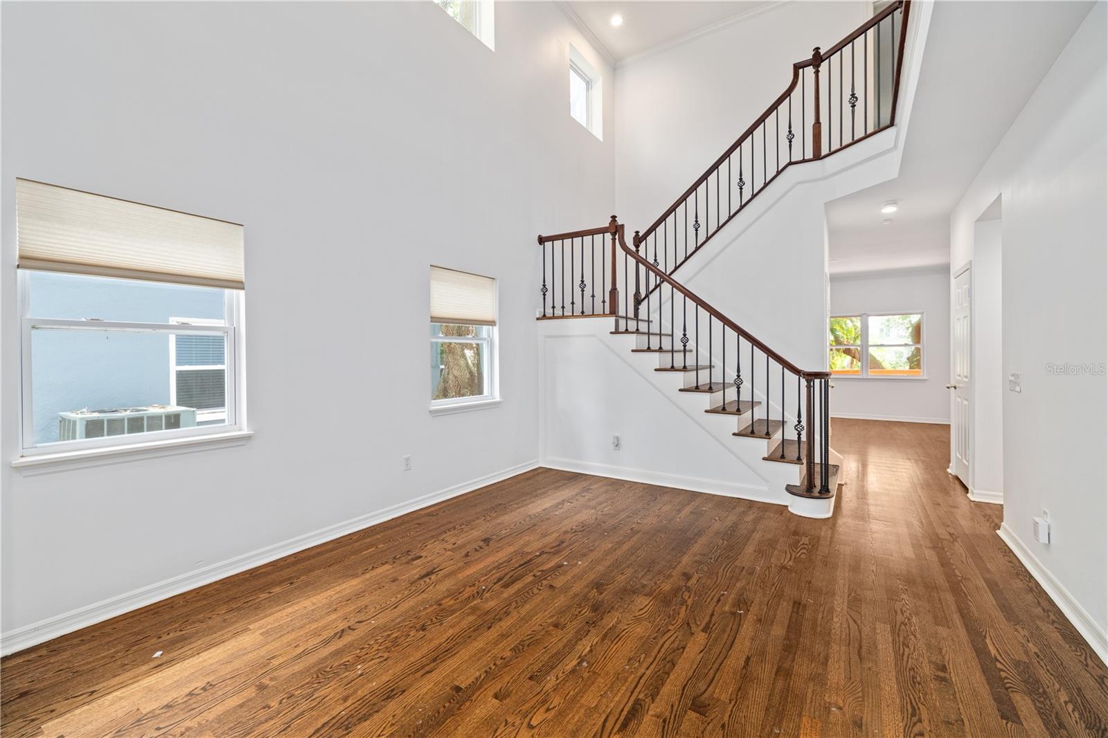 Image 4 of 43 For 2709 Bay Avenue