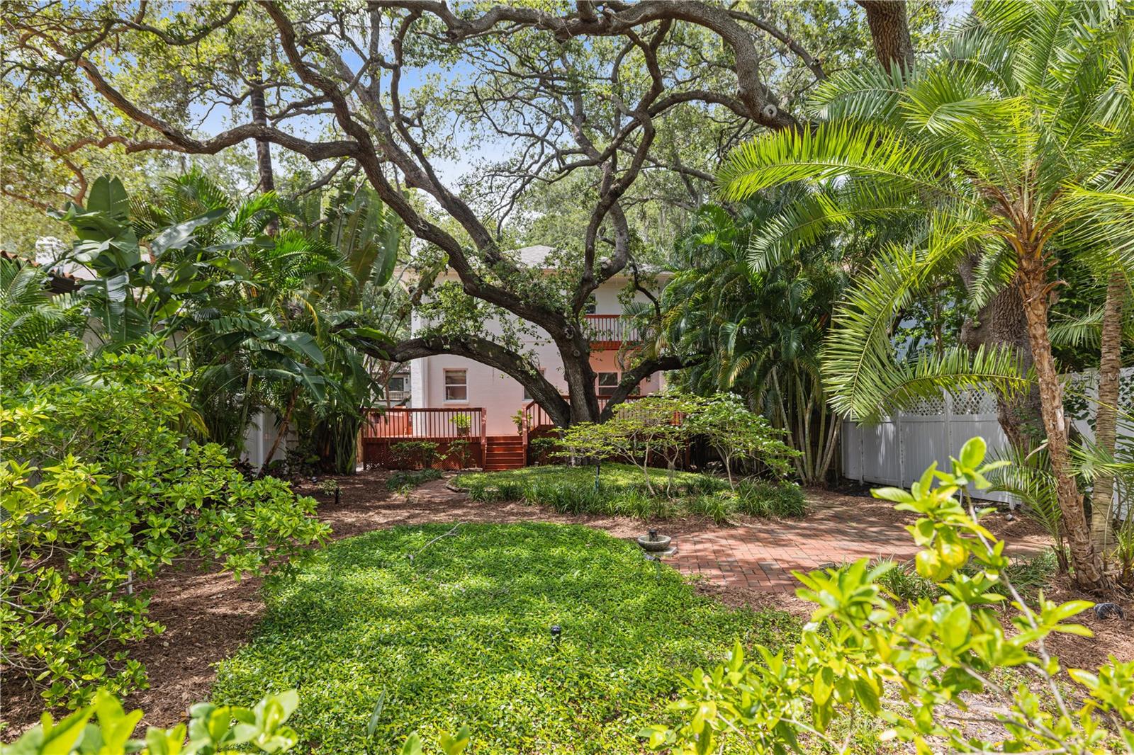 Image 41 of 43 For 2709 Bay Avenue