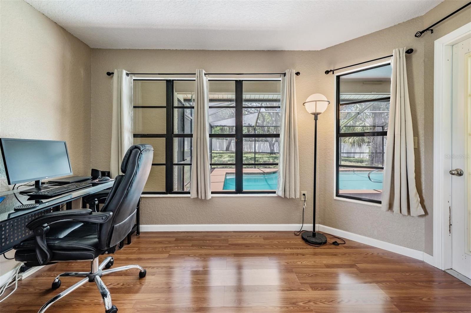 Image 11 of 45 For 13167 Roseanna Drive
