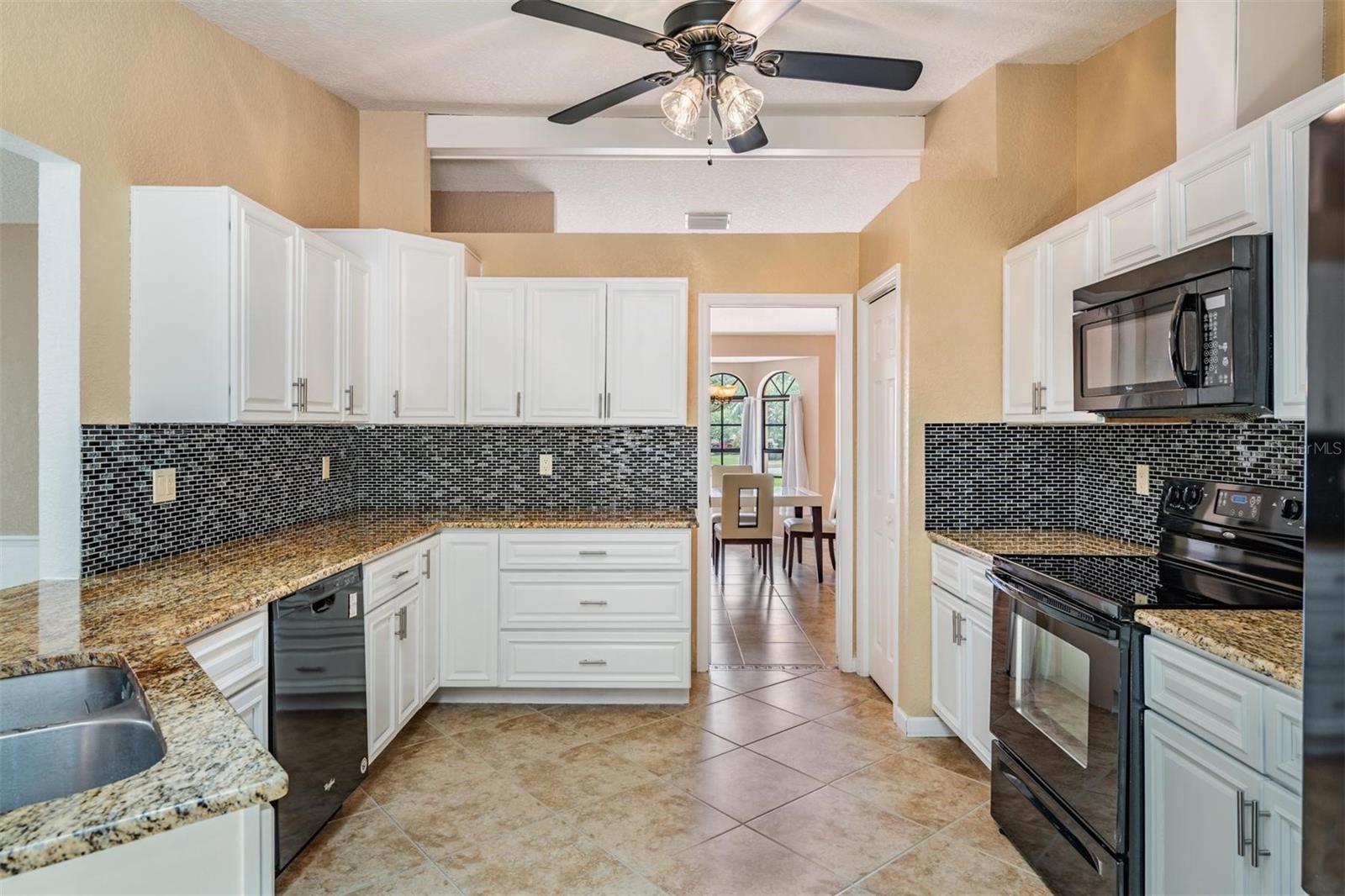 Image 15 of 45 For 13167 Roseanna Drive