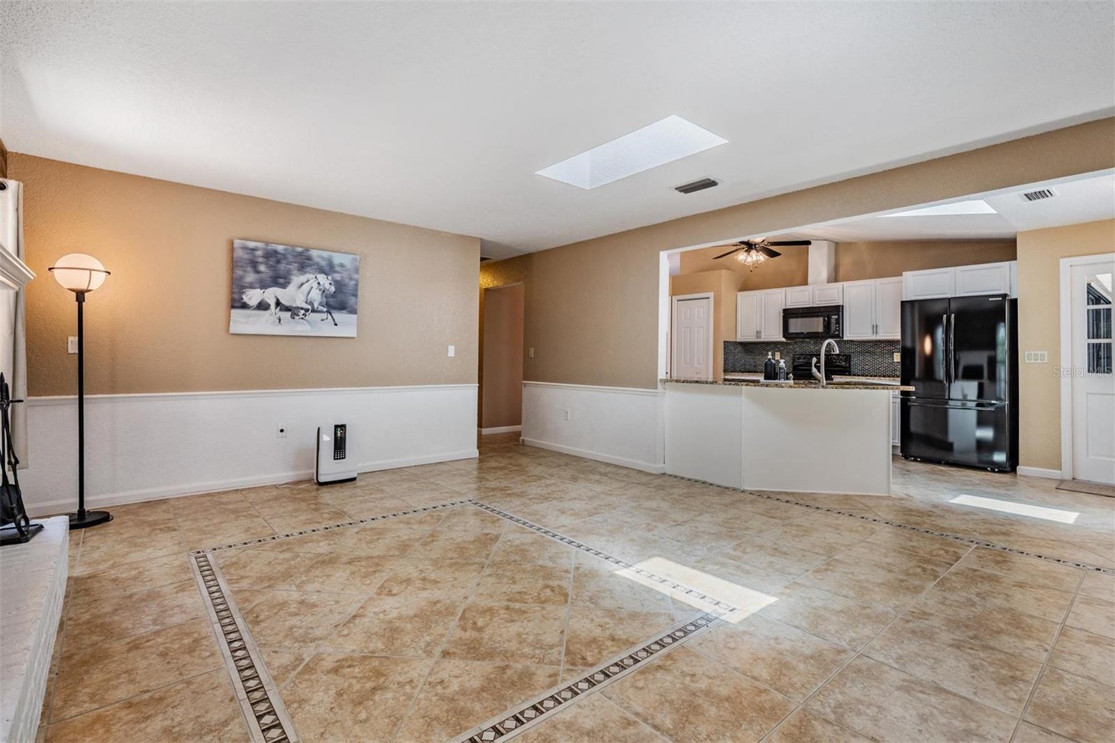 Image 24 of 45 For 13167 Roseanna Drive