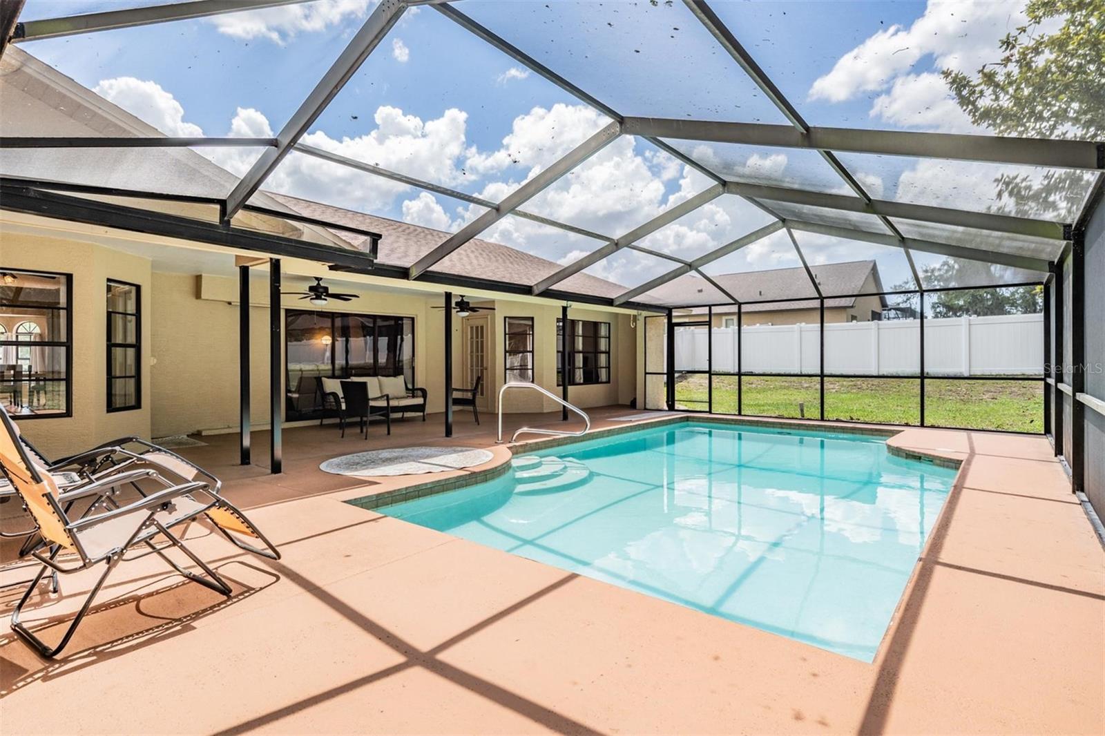 Image 31 of 45 For 13167 Roseanna Drive