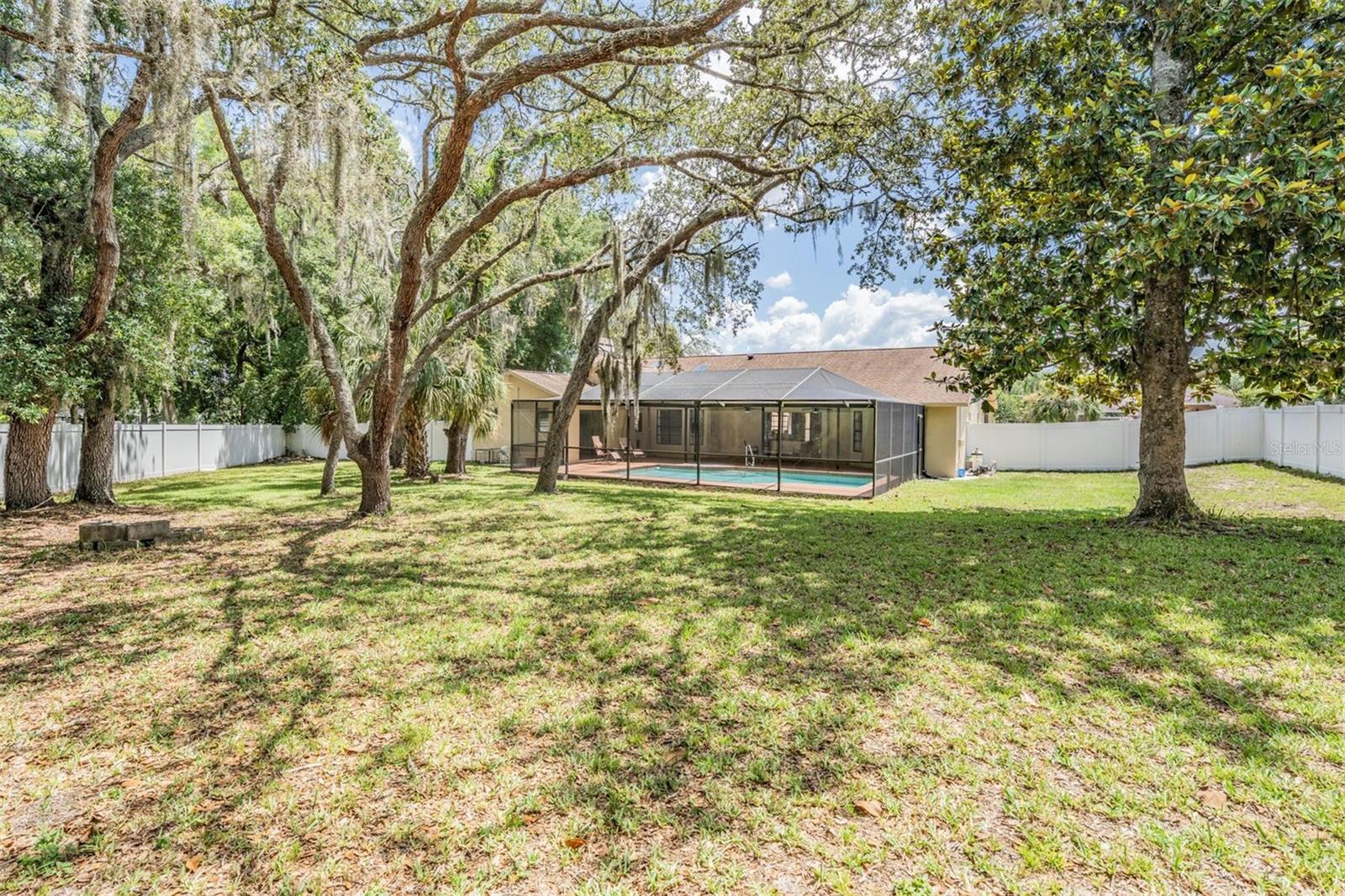 Image 33 of 45 For 13167 Roseanna Drive