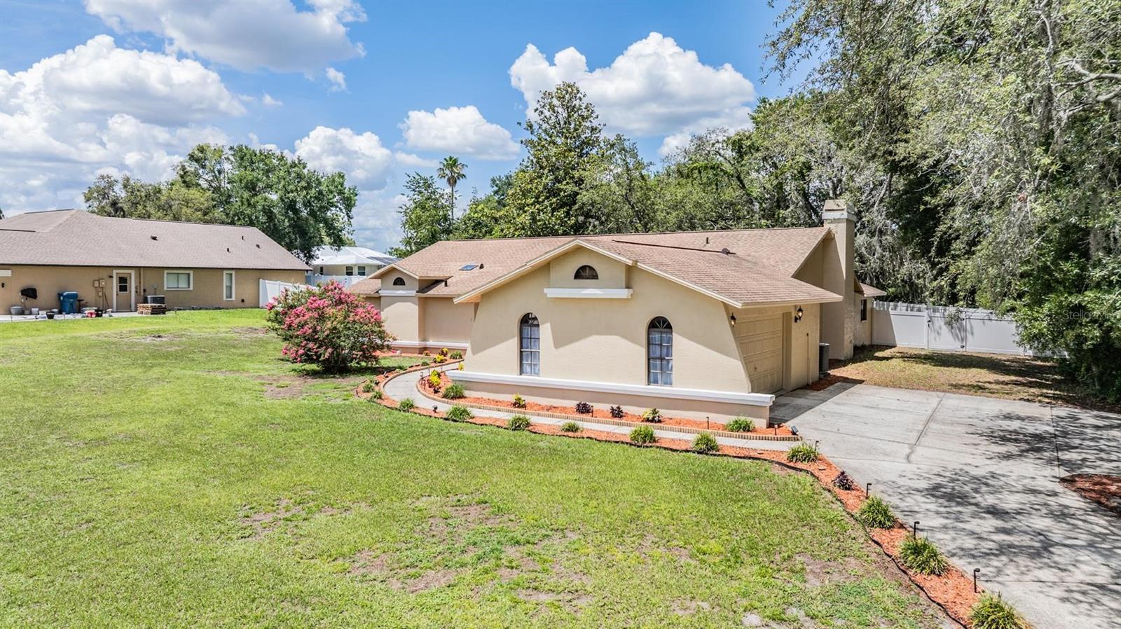 Image 38 of 45 For 13167 Roseanna Drive