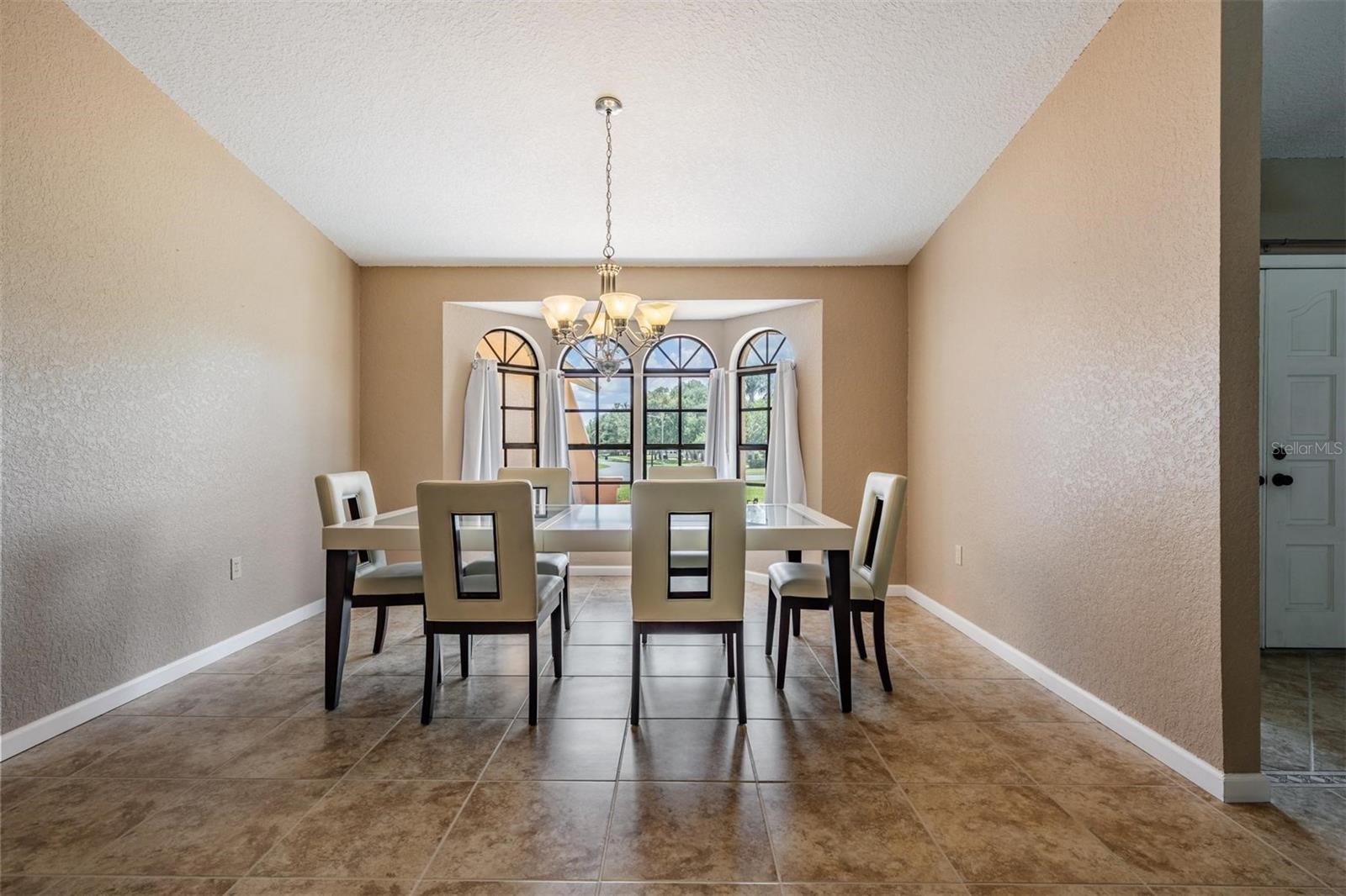 Image 8 of 45 For 13167 Roseanna Drive