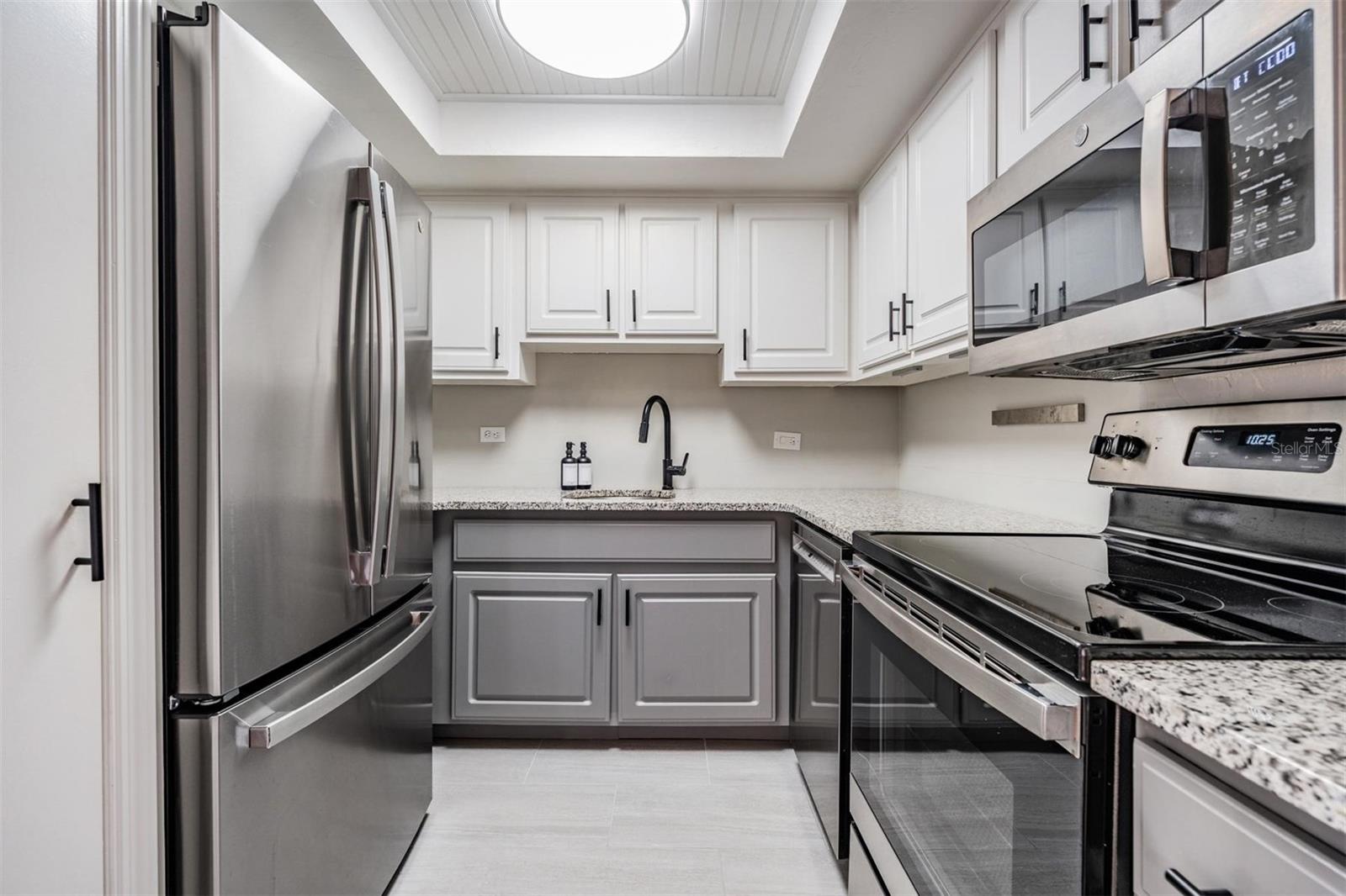 Image 15 of 39 For 2901 26th Street W 301