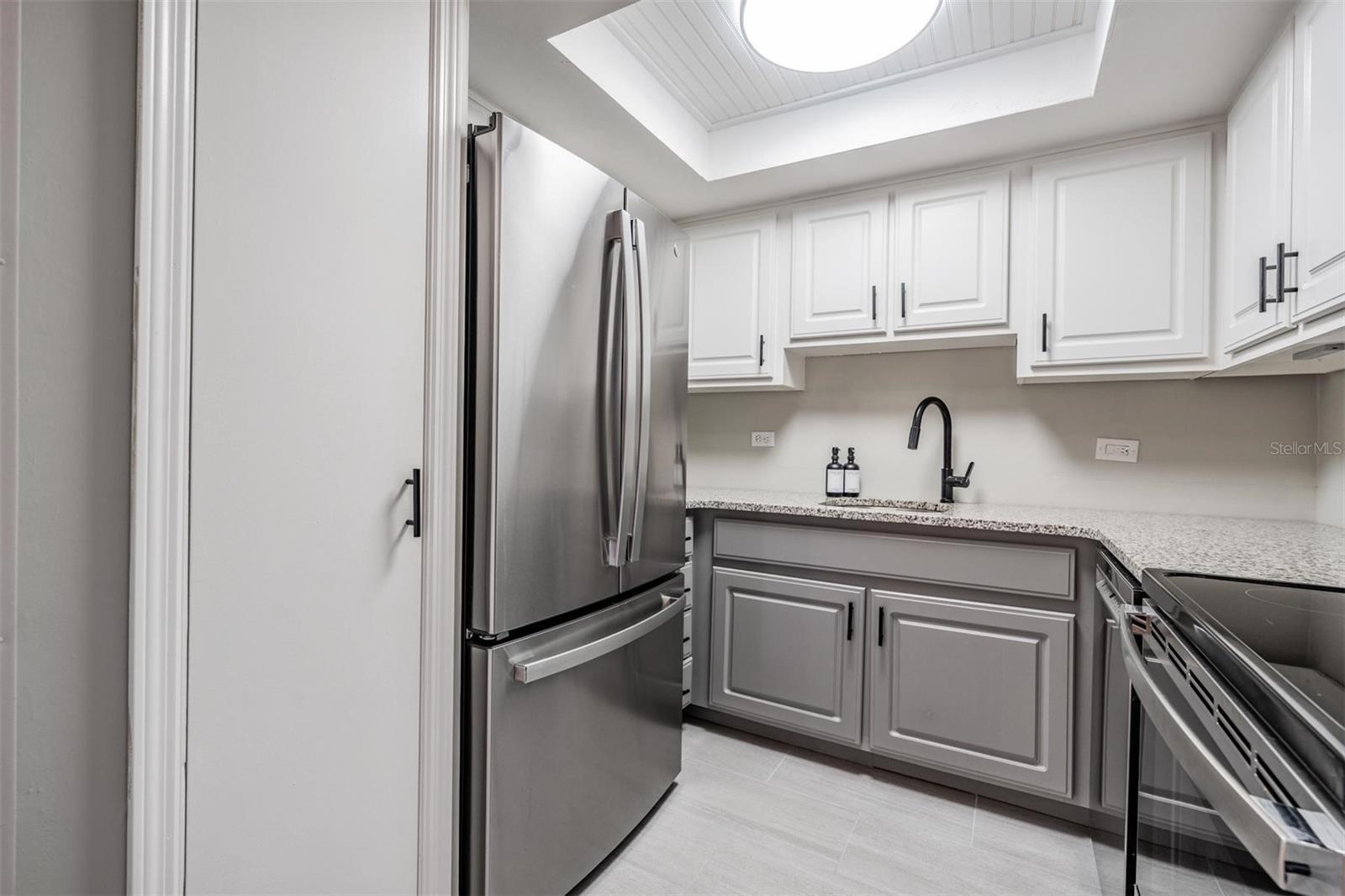Image 16 of 39 For 2901 26th Street W 301