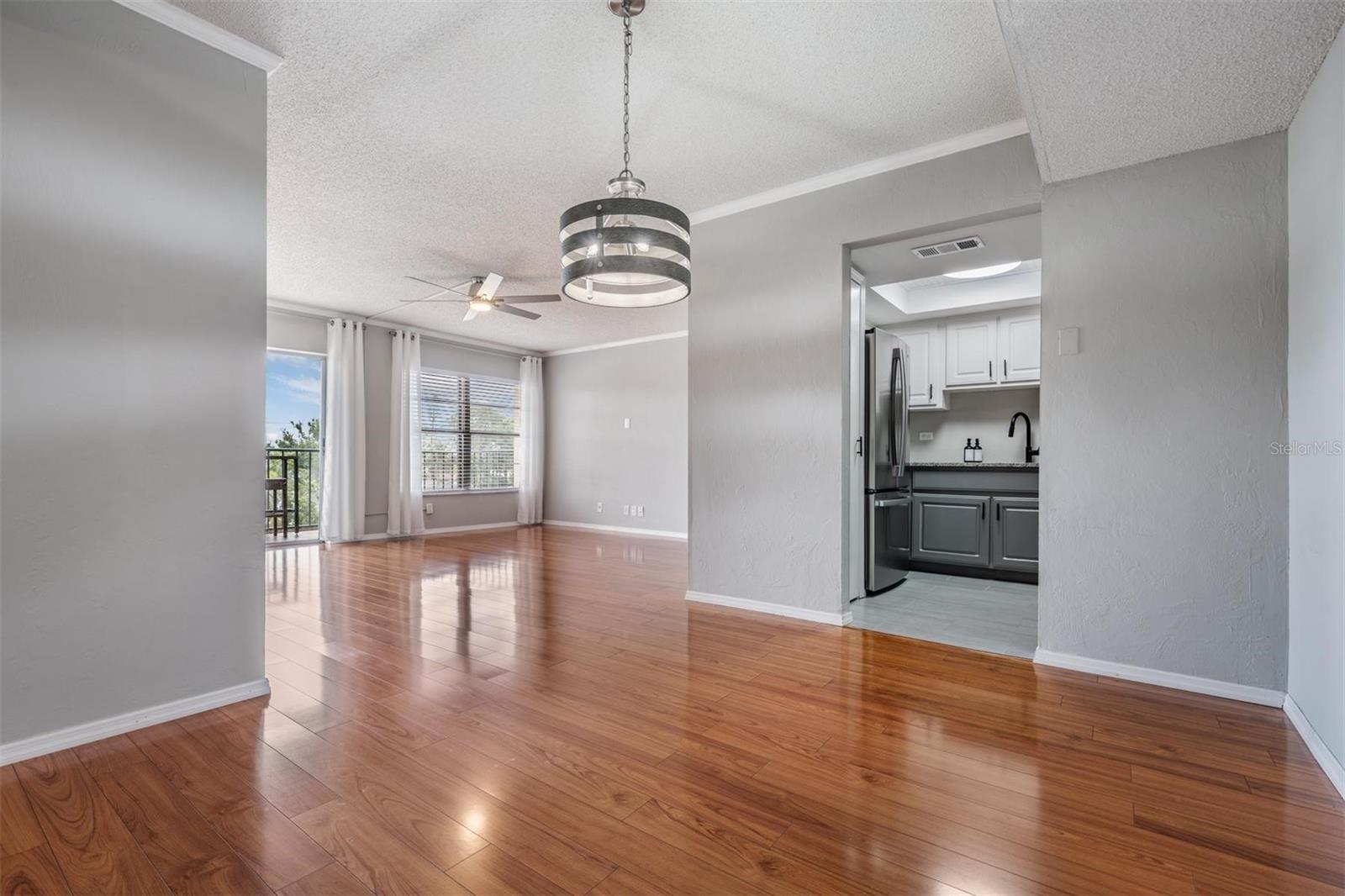 Image 19 of 39 For 2901 26th Street W 301