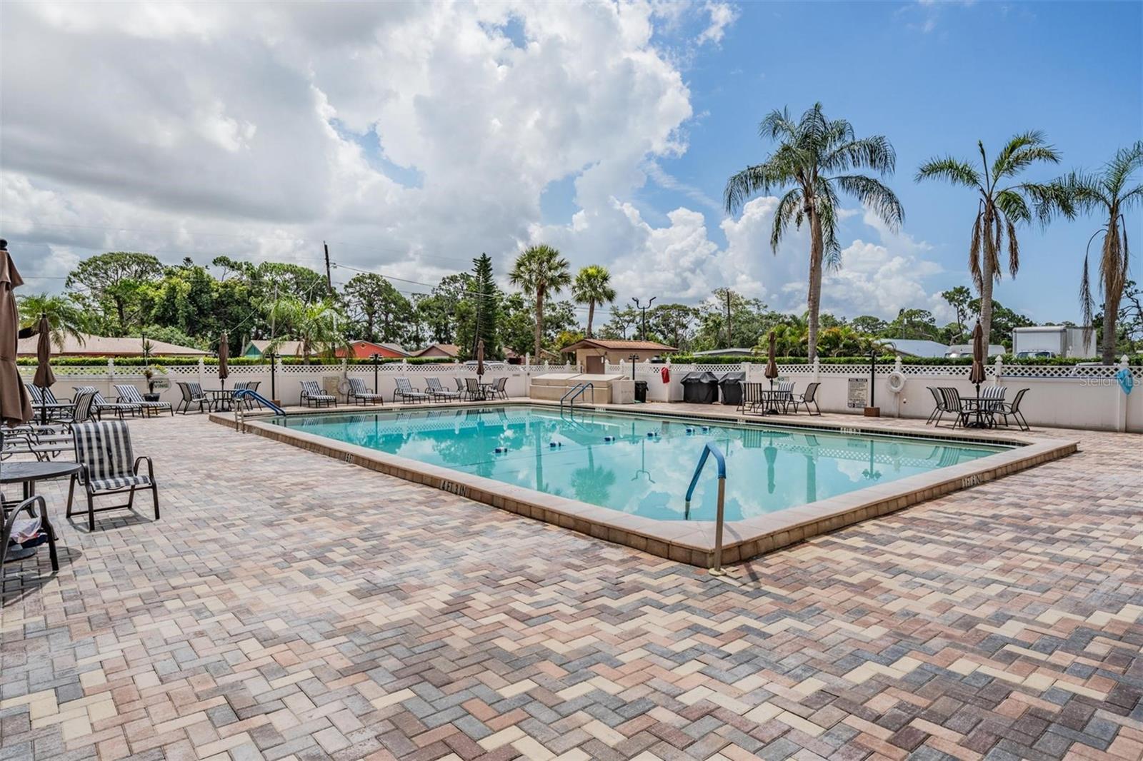 Image 3 of 39 For 2901 26th Street W 301