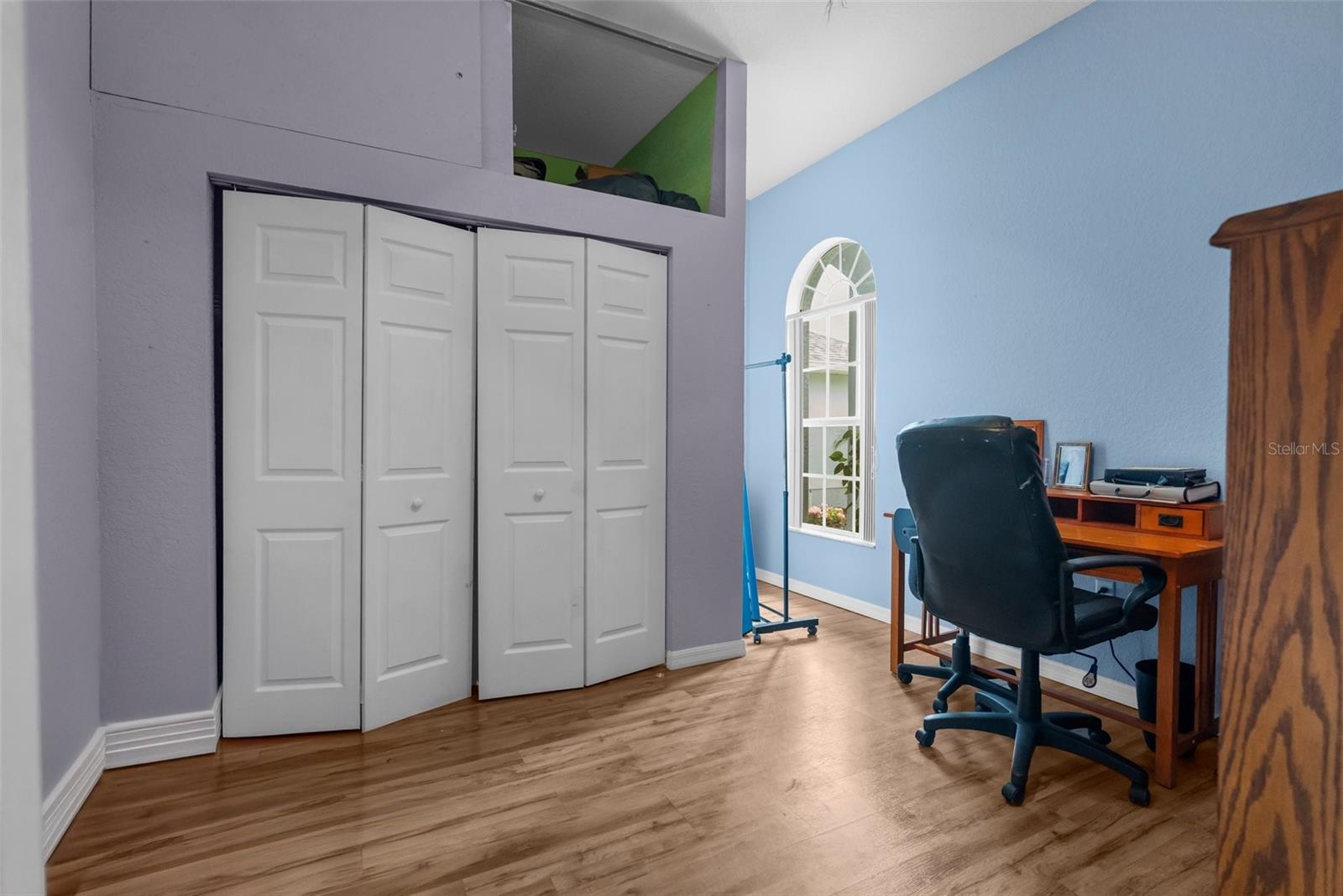 Image 15 of 40 For 10457 Cranston Street