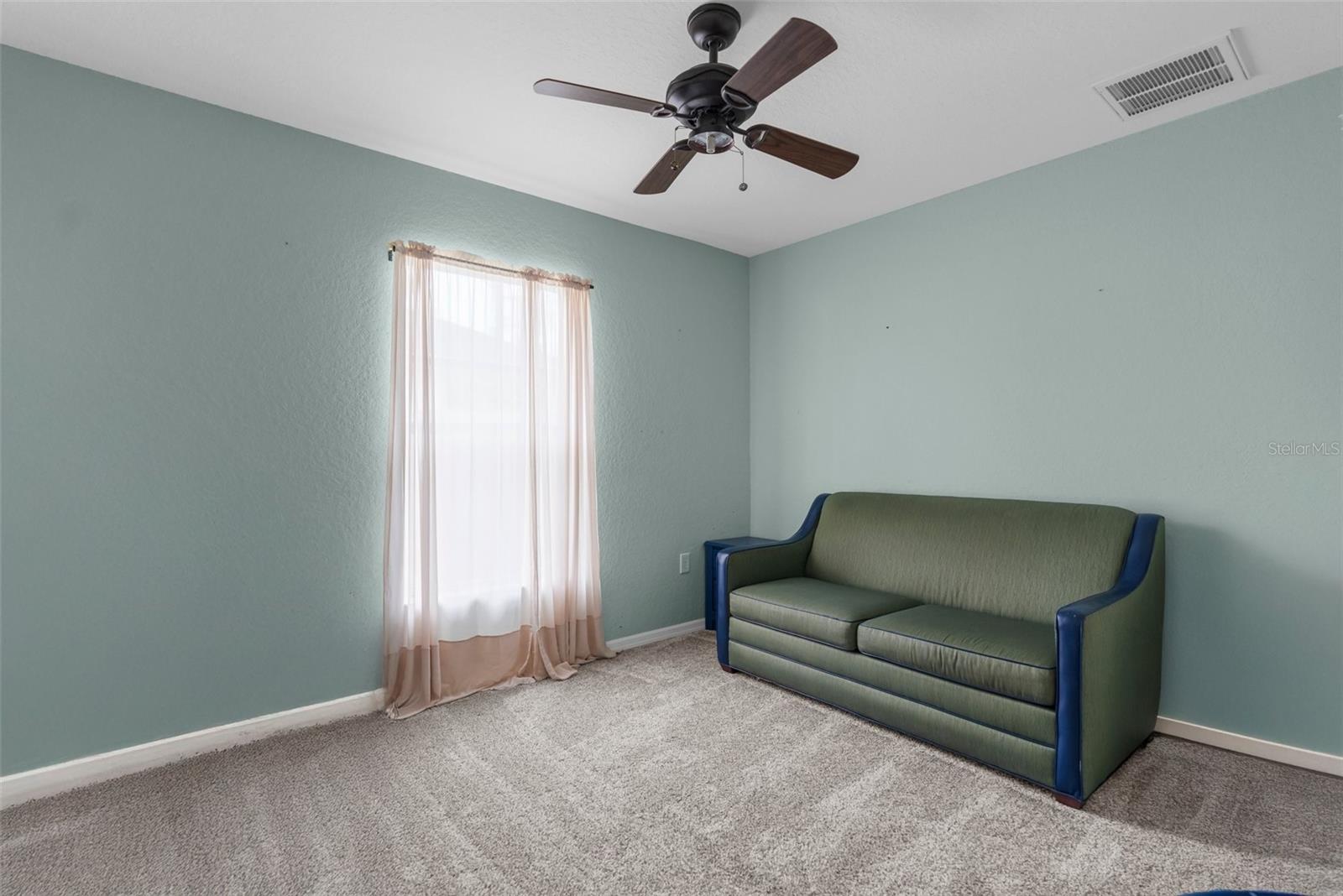 Image 19 of 40 For 10457 Cranston Street