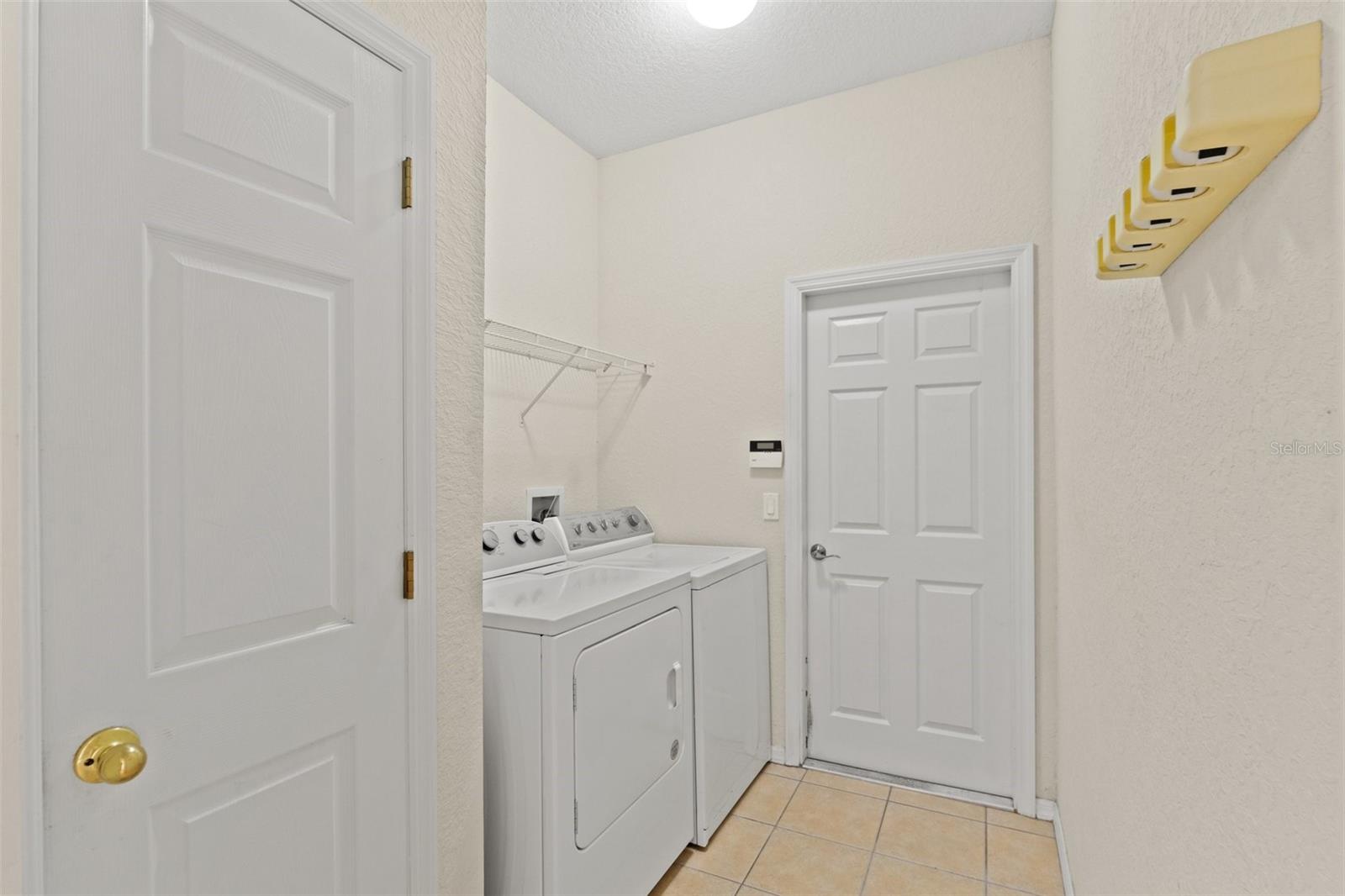 Image 34 of 62 For 4619 Bayridge Court
