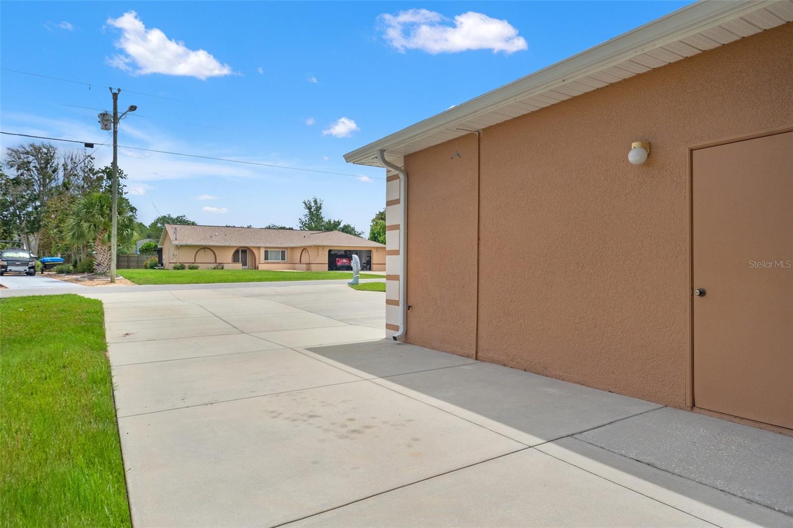 Image 51 of 62 For 4619 Bayridge Court