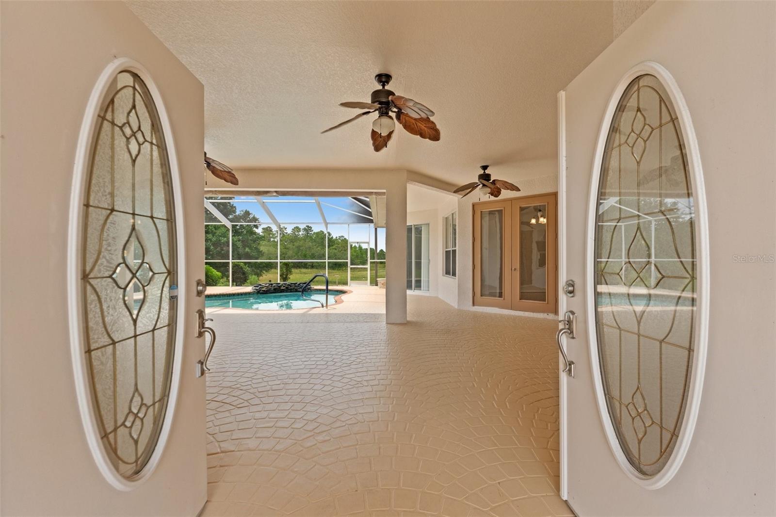 Image 6 of 62 For 4619 Bayridge Court