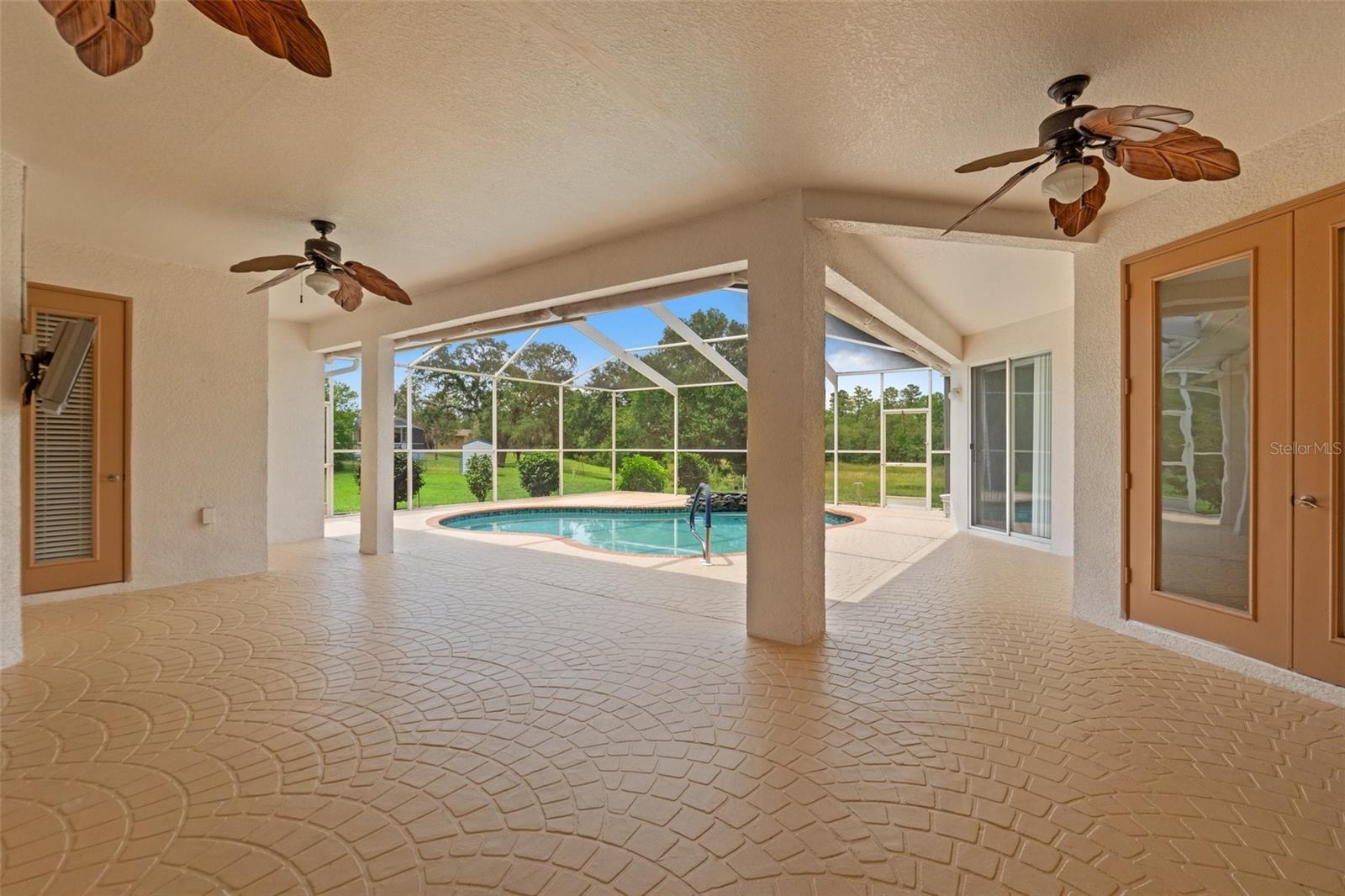 Image 9 of 62 For 4619 Bayridge Court