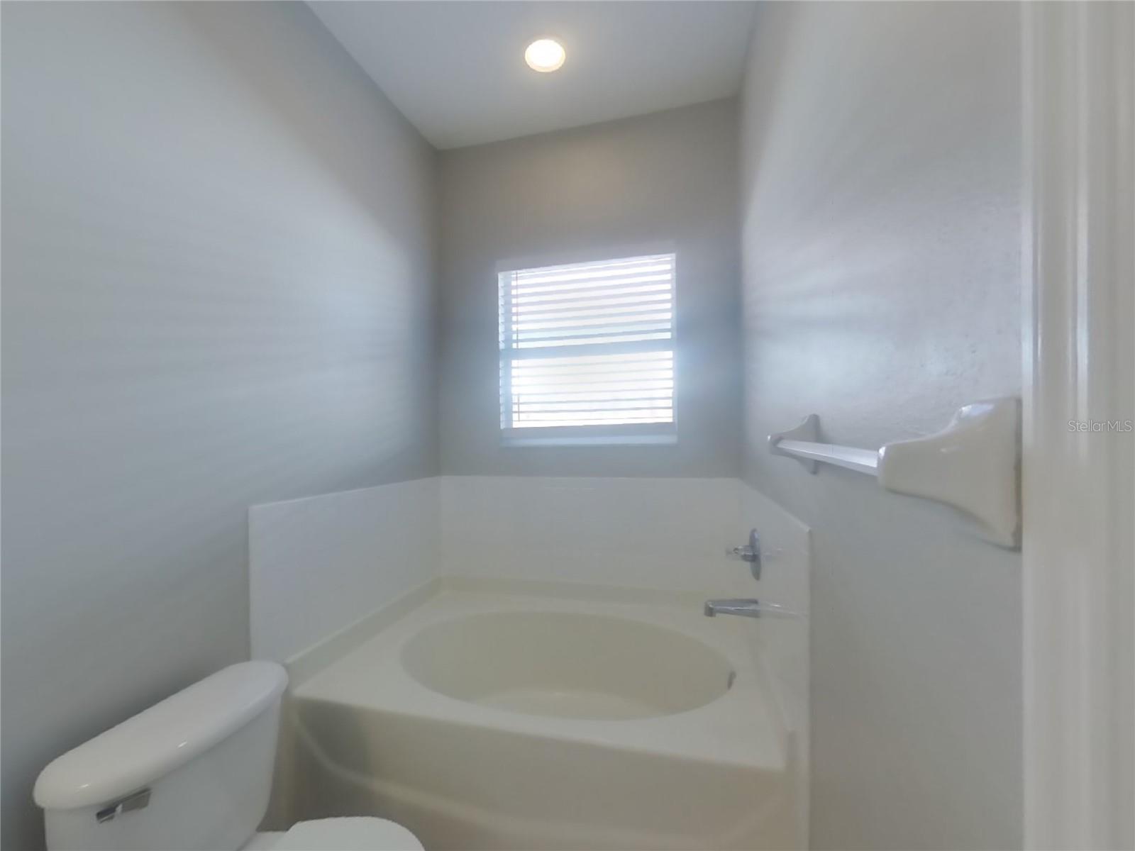 Image 10 of 19 For 24409 Breezy Oak Court