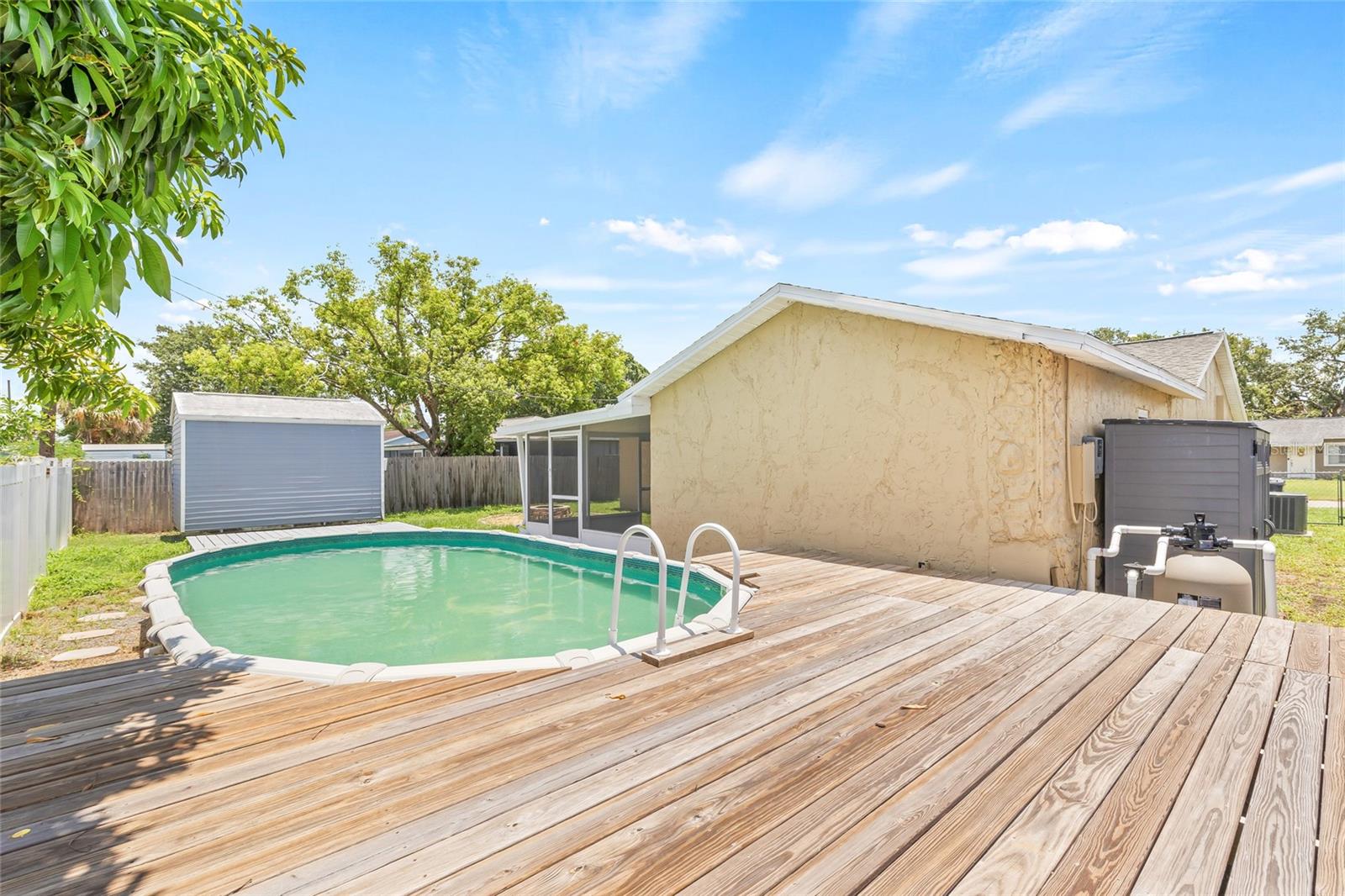 Image 35 of 38 For 6012 Flora Terrace