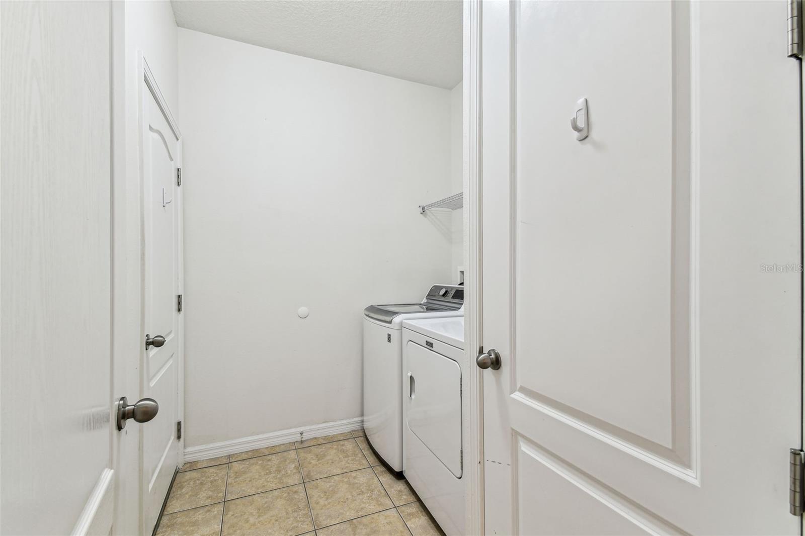 Image 37 of 62 For 518 Winthrop Drive