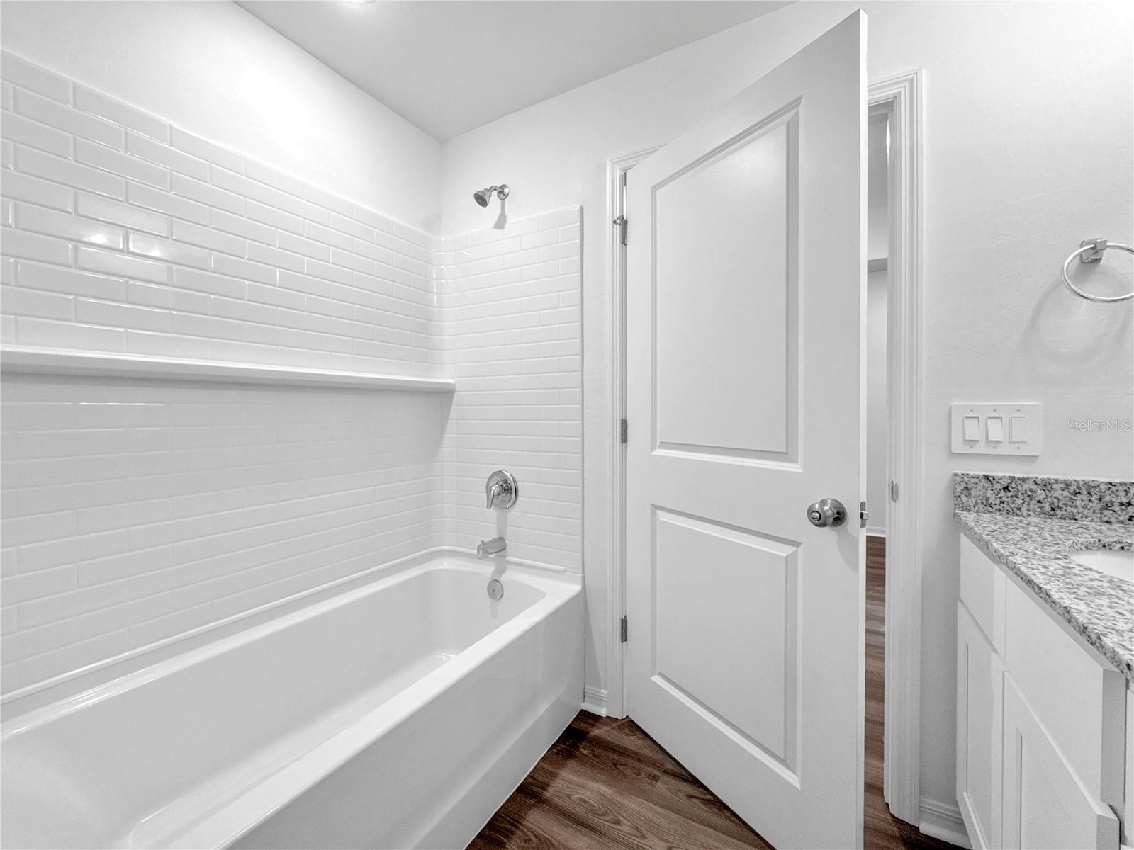 Image 15 of 22 For 2475 23rd Avenue