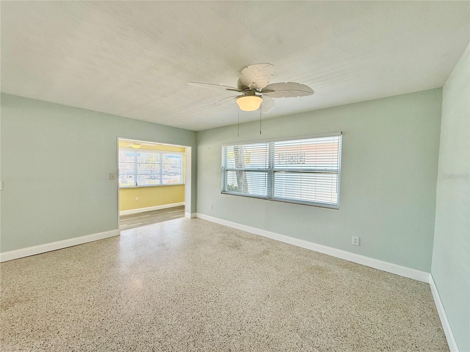 Image 11 of 31 For 104 15th Avenue