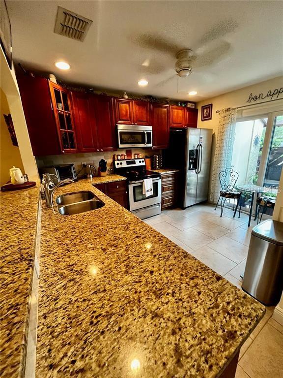 Image 8 of 58 For 2906 Silver Bell Court
