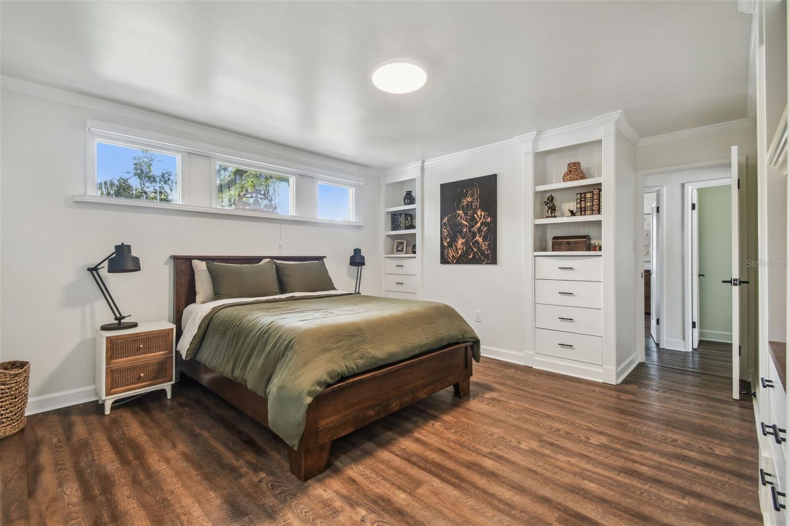 Image 17 of 39 For 1208 Crenshaw Street