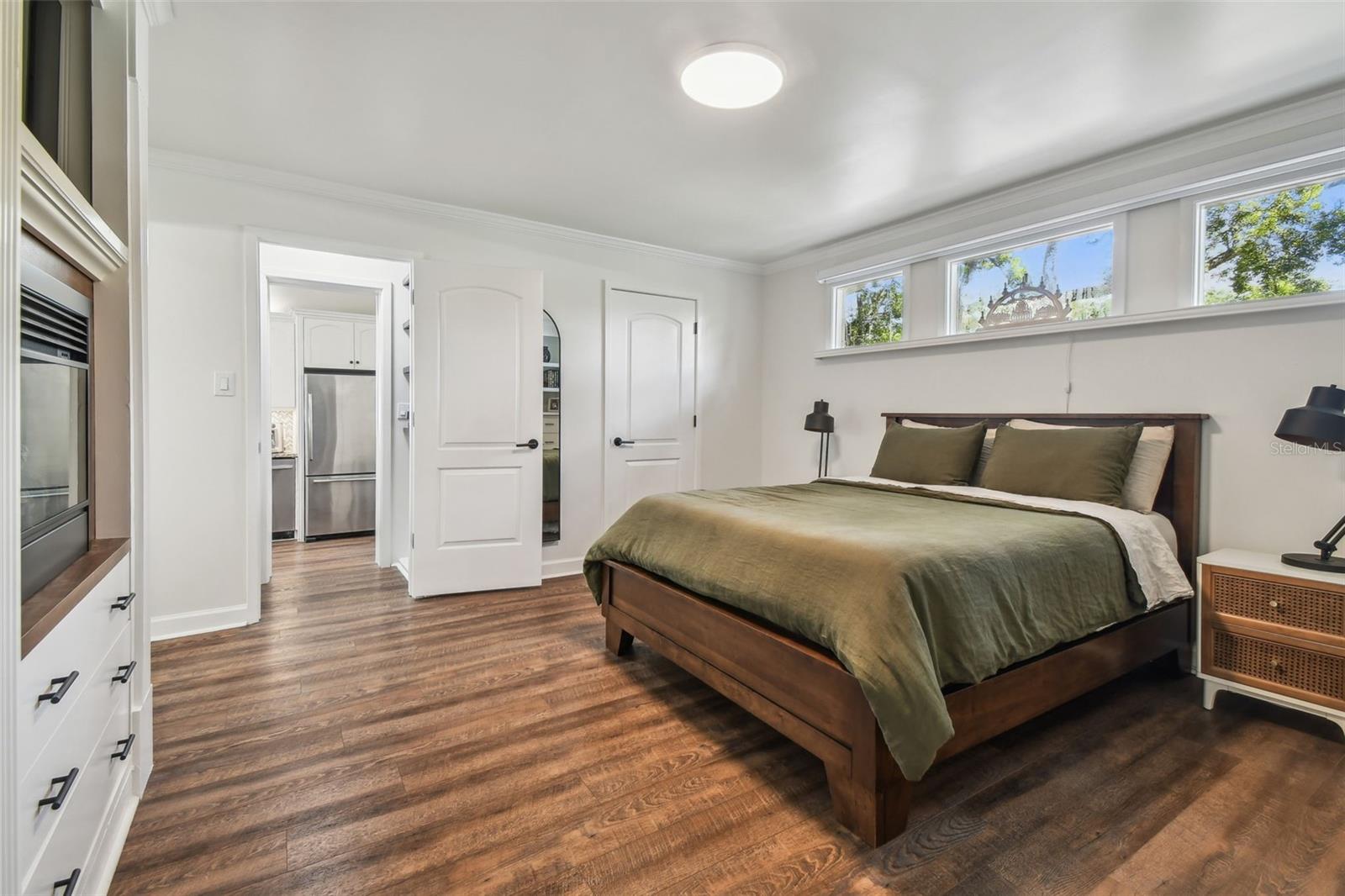 Image 19 of 39 For 1208 Crenshaw Street