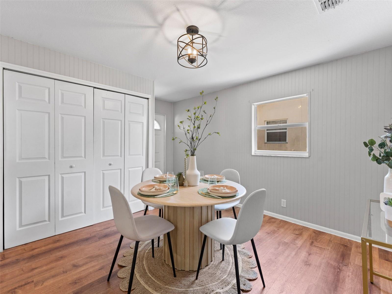 Image 15 of 35 For 5514 7th Avenue N