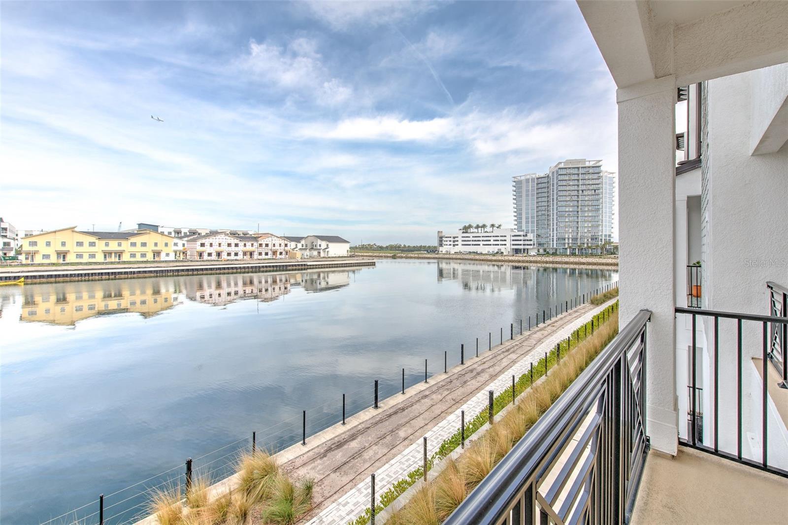 Image 16 of 68 For 5351 Bridge Street 64