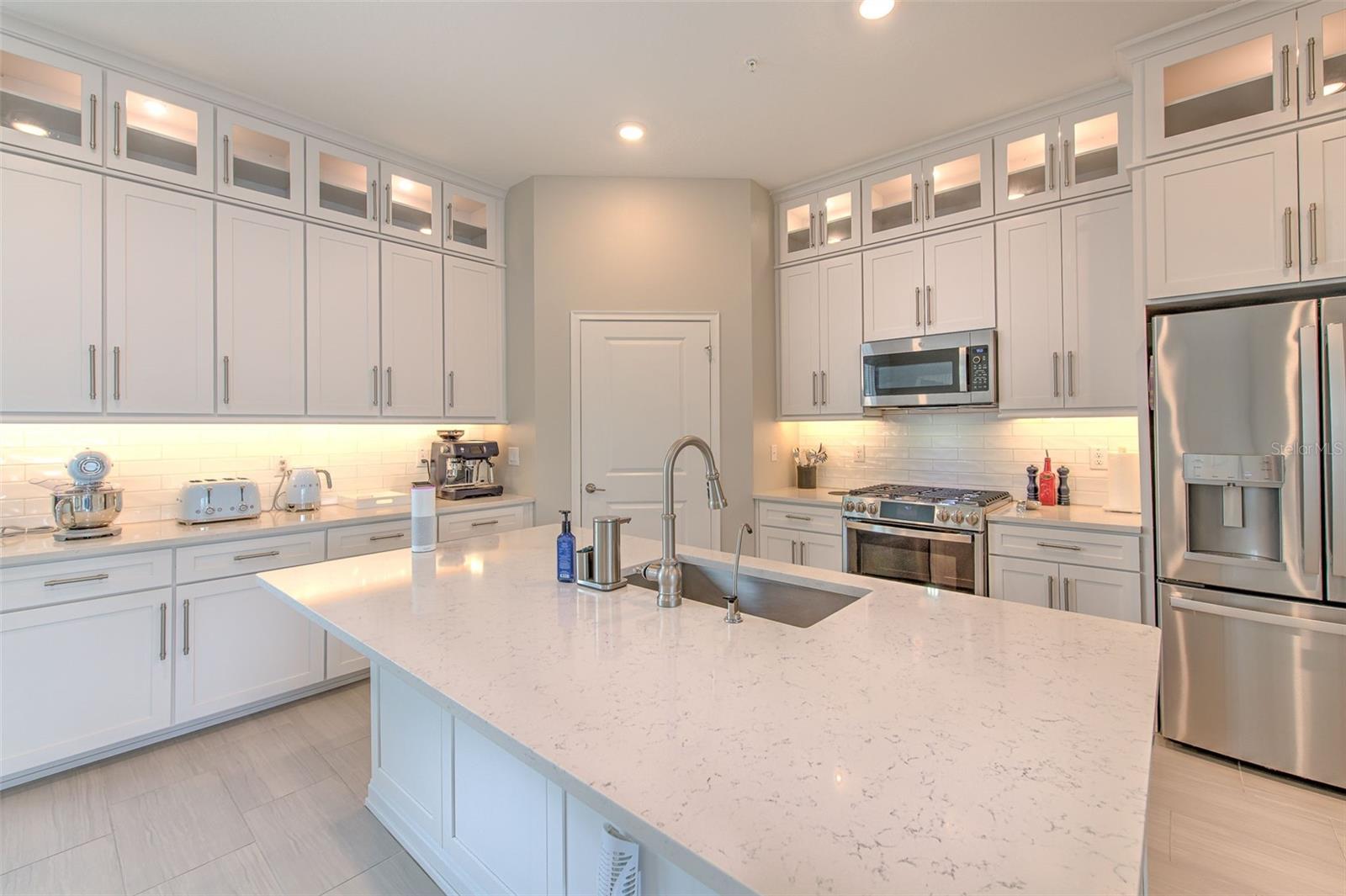 Image 20 of 68 For 5351 Bridge Street 64