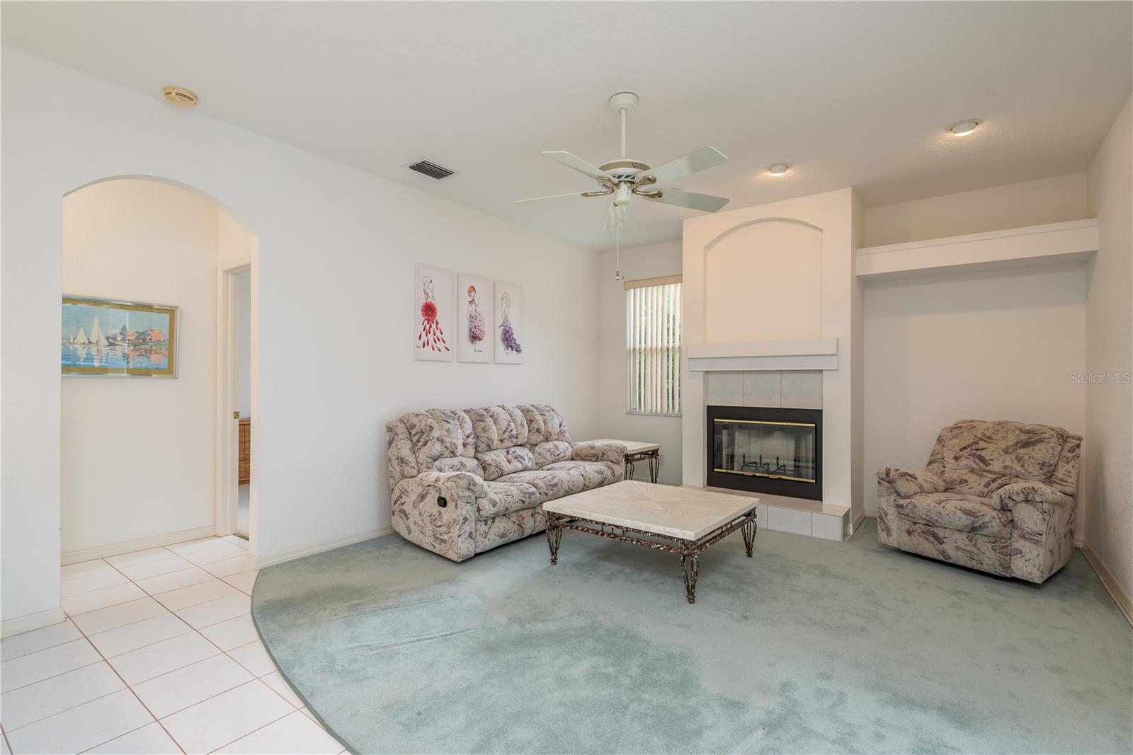 Image 16 of 37 For 1156 Ridgegrove Drive W