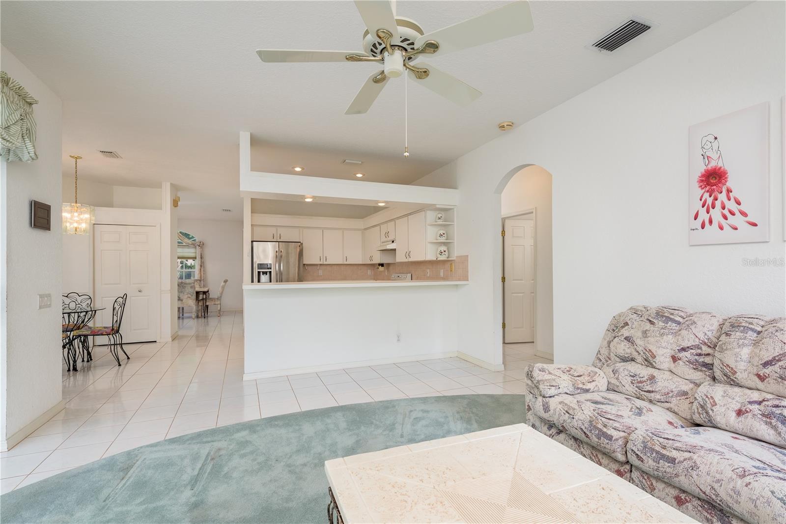 Image 17 of 37 For 1156 Ridgegrove Drive W