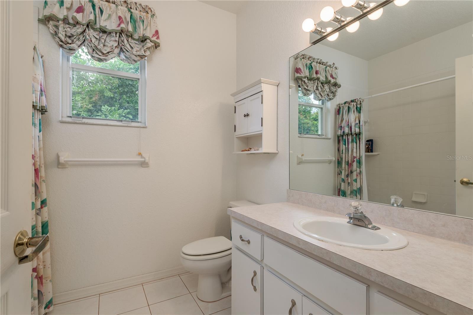 Image 25 of 37 For 1156 Ridgegrove Drive W