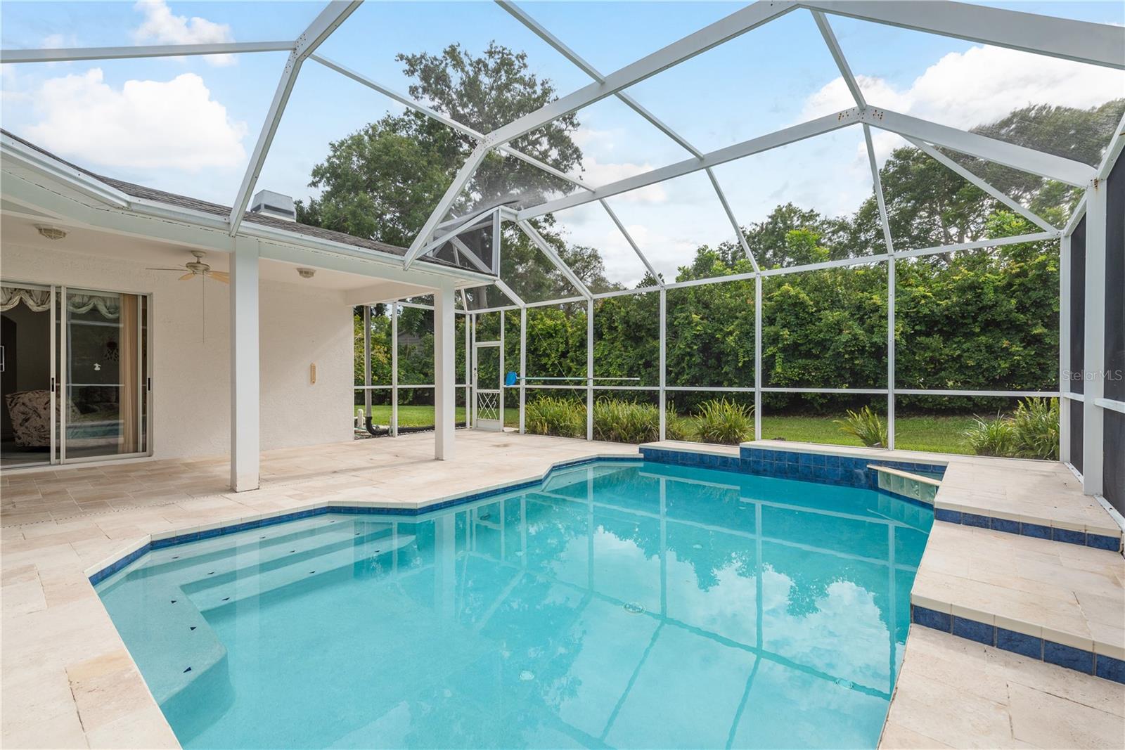 Image 29 of 37 For 1156 Ridgegrove Drive W