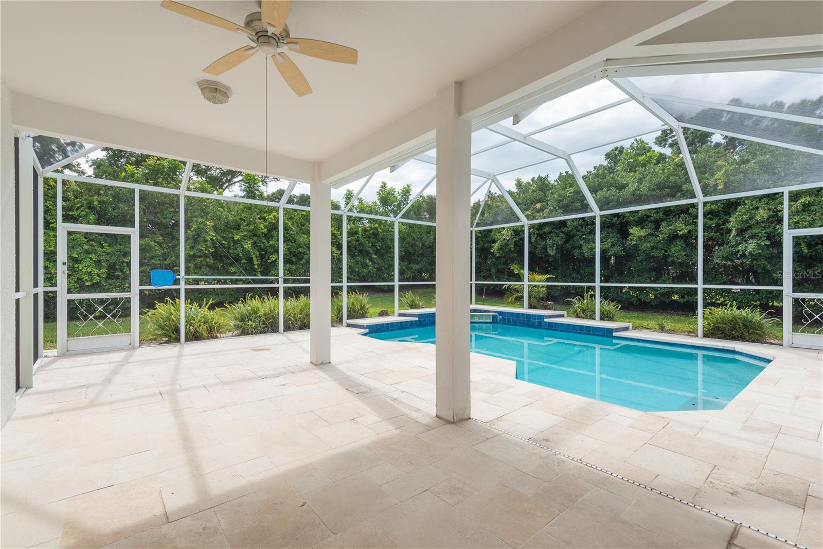 Image 30 of 37 For 1156 Ridgegrove Drive W