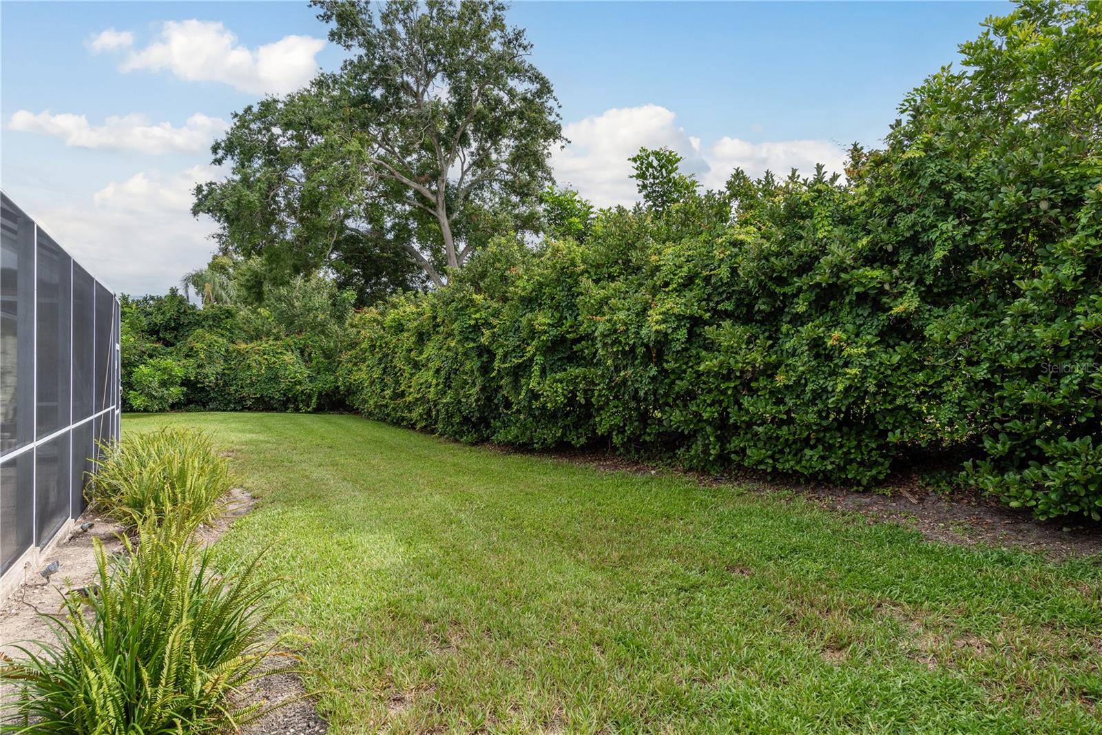Image 35 of 37 For 1156 Ridgegrove Drive W