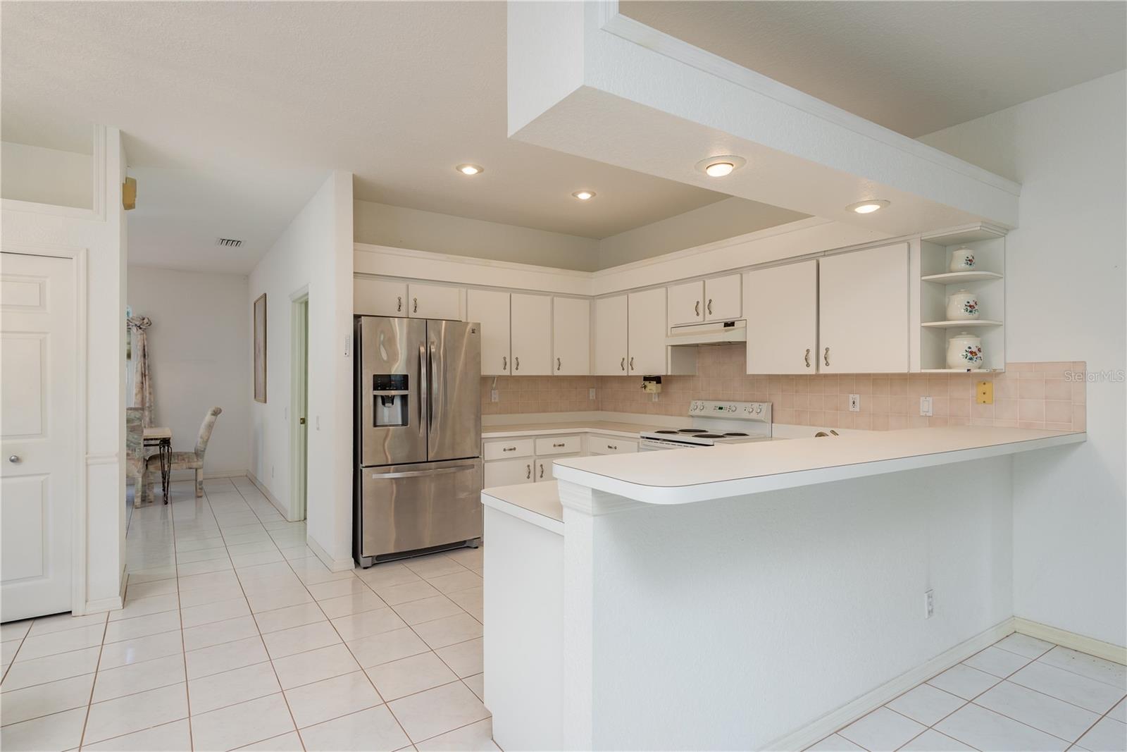 Image 9 of 37 For 1156 Ridgegrove Drive W