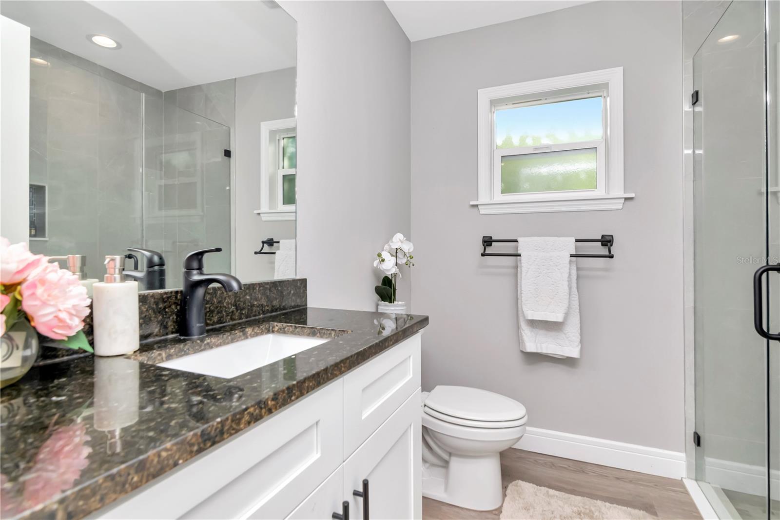 Image 22 of 29 For 604 Kinnear Drive